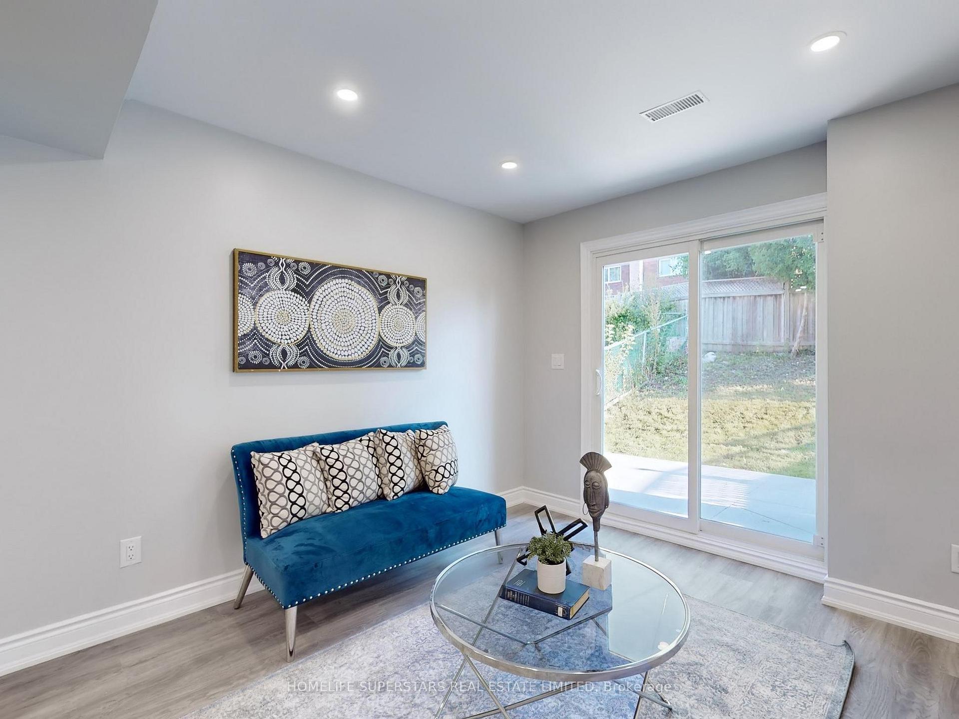 Photo 27 of 141 Salisbury Circle, Brampton, Brampton North — HOMEH
