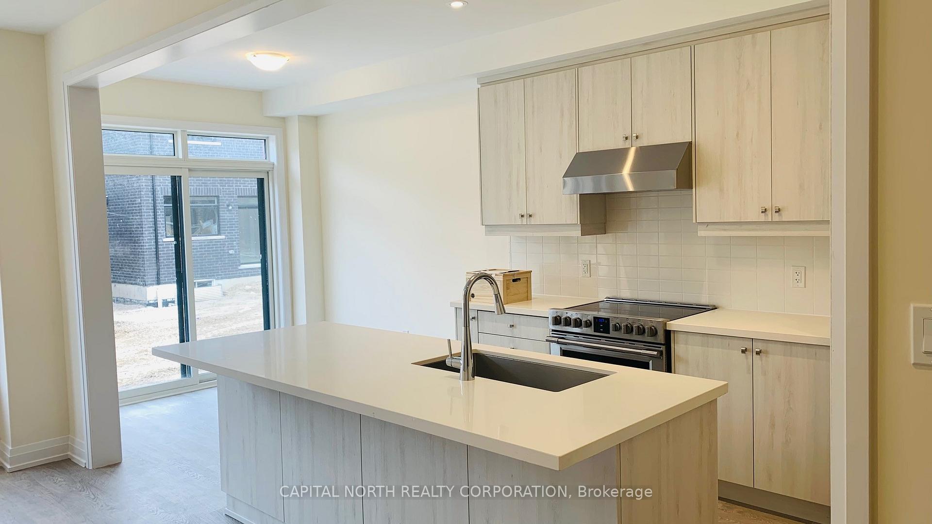 Photo 2 of 12 Daffodil Road, Springwater, Midhurst — HOMEH