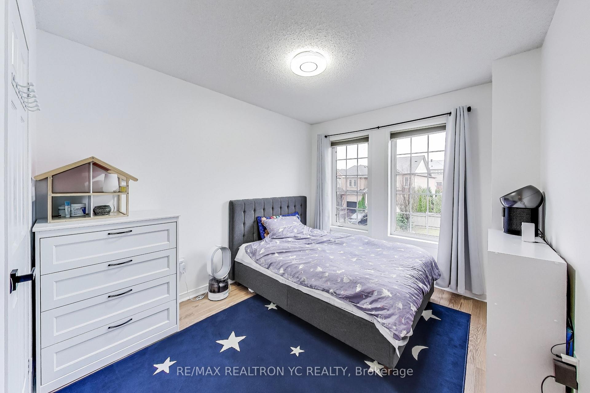 Photo 19 of 39 Catalpa Crescent, Vaughan, Patterson — HOMEH