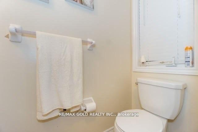 Photo 7 of Unit Upper, 87 Crumlin Crescent, Brampton, Credit Valley — HOMEH