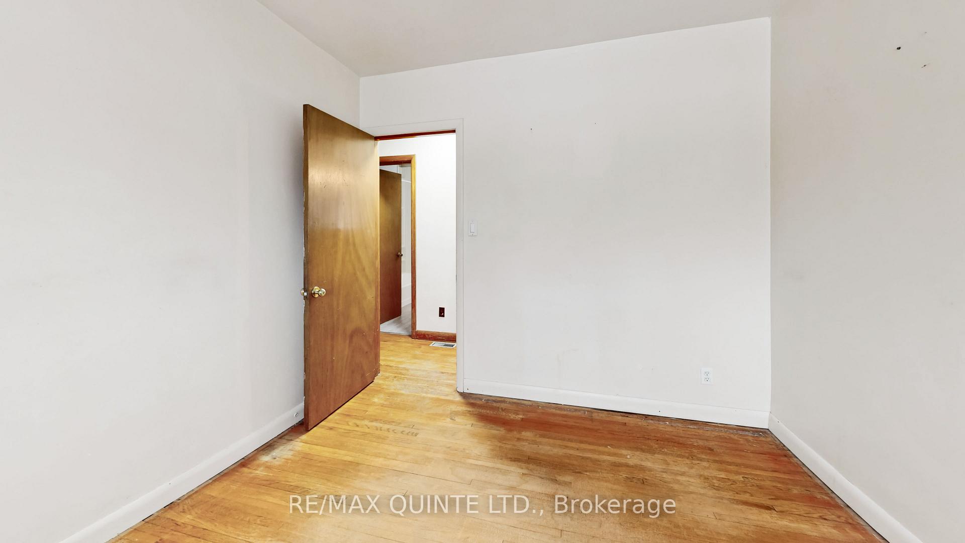 Photo 18 of 26 Porter Avenue, Belleville, Belleville Ward — HOMEH