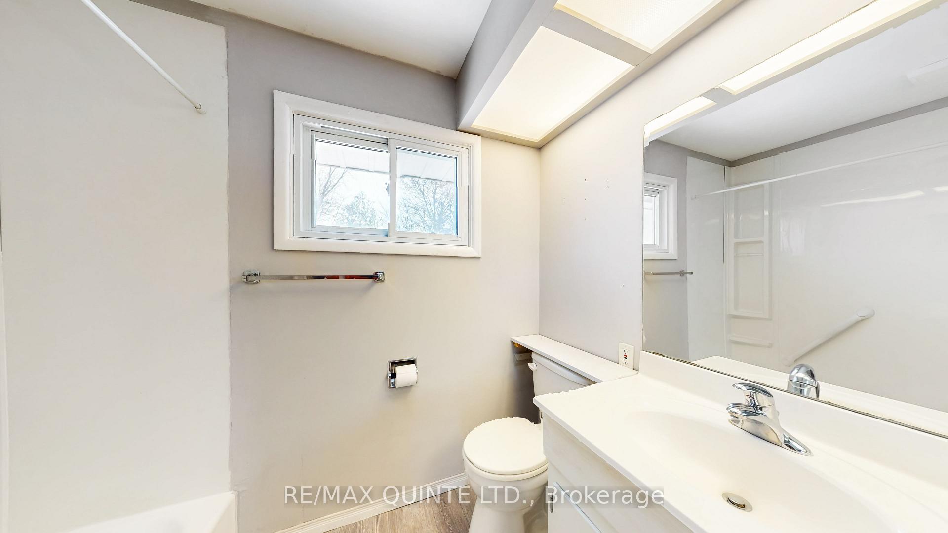 Photo 22 of 26 Porter Avenue, Belleville, Belleville Ward — HOMEH
