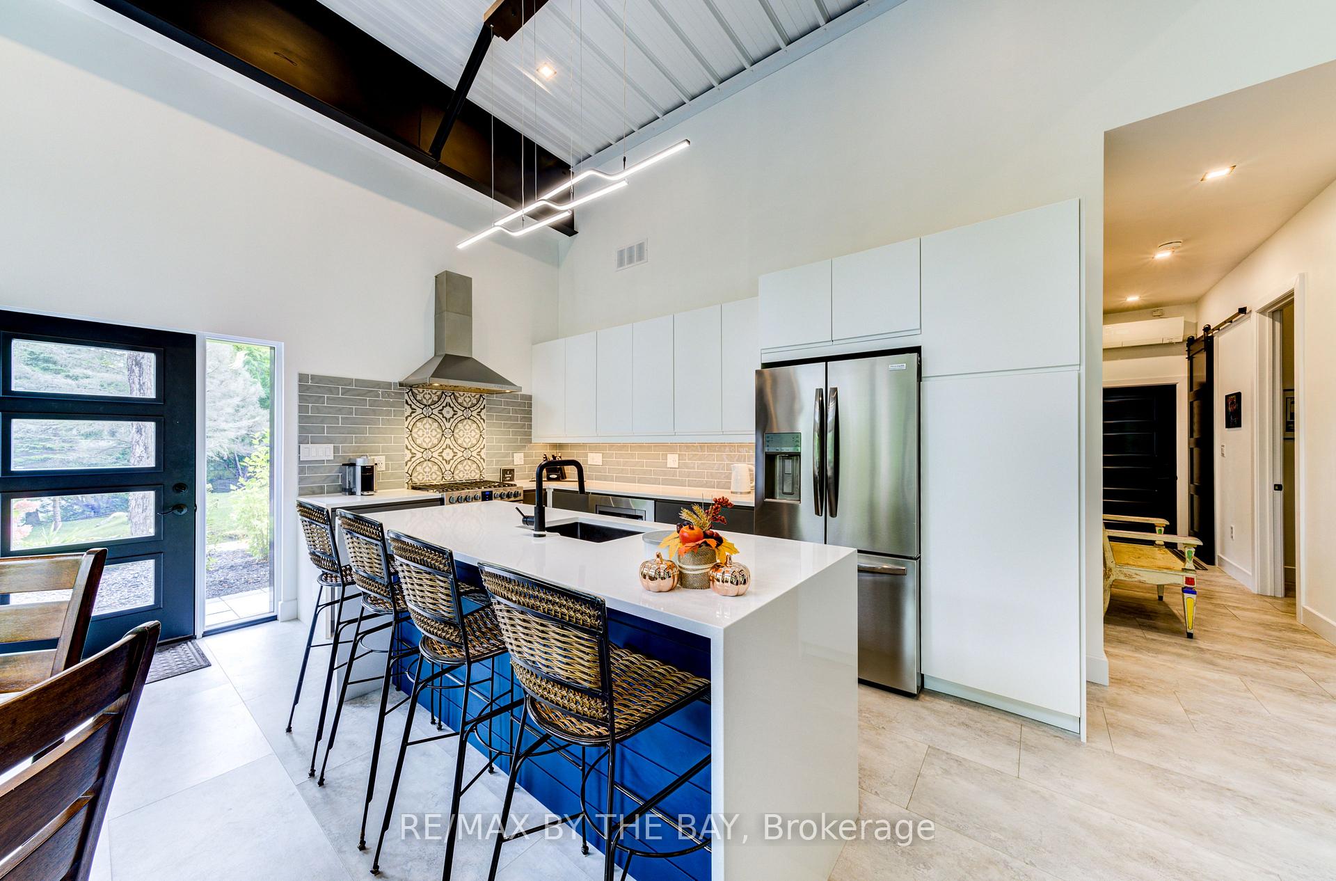 Photo 8 of 1584 Champlain Road, Tiny, Rural Tiny — HOMEH