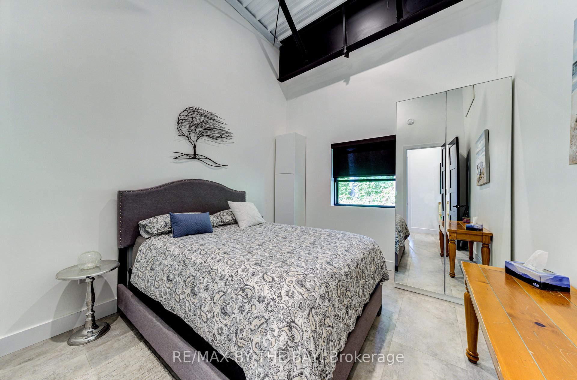 Photo 31 of 1584 Champlain Road, Tiny, Rural Tiny — HOMEH