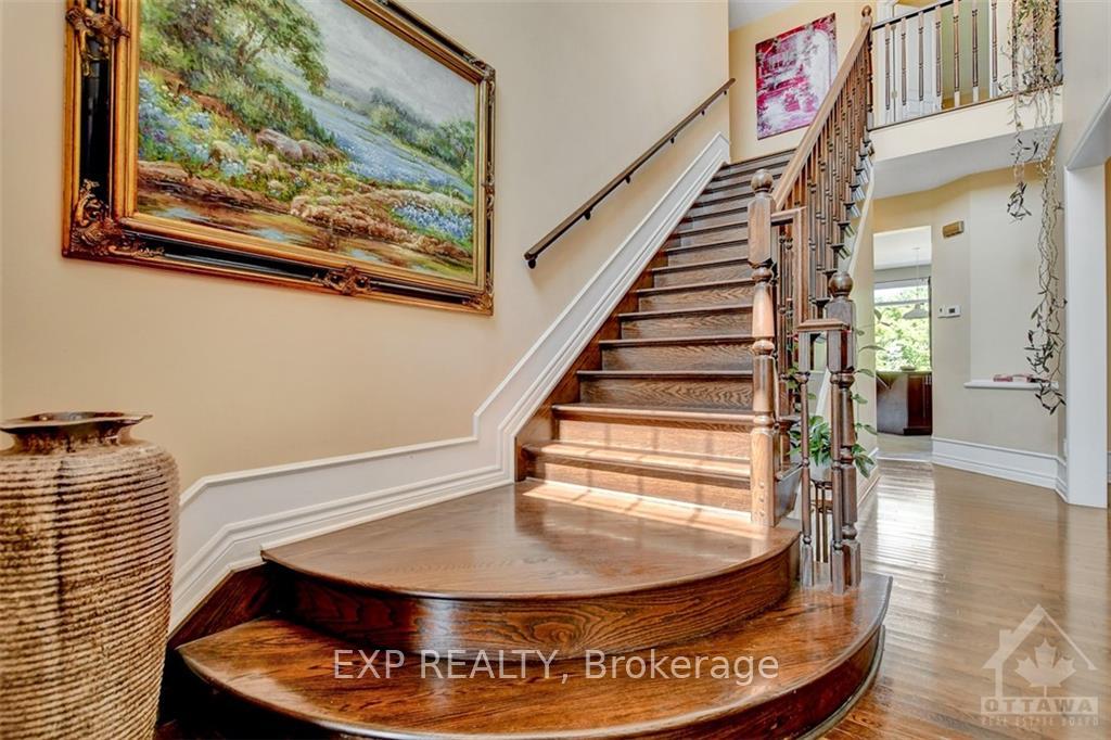Photo 2 of 135 Riversedge Crescent, Ottawa, Riverside South/Gloucester Glen — HOMEH