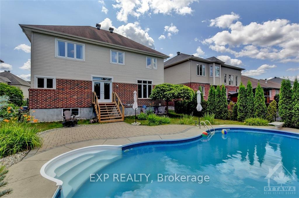 Photo 26 of 135 Riversedge Crescent, Ottawa, Riverside South/Gloucester Glen — HOMEH