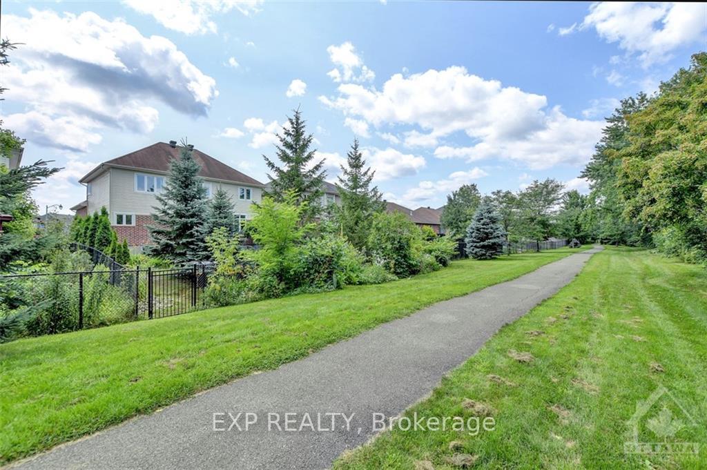 Photo 30 of 135 Riversedge Crescent, Ottawa, Riverside South/Gloucester Glen — HOMEH