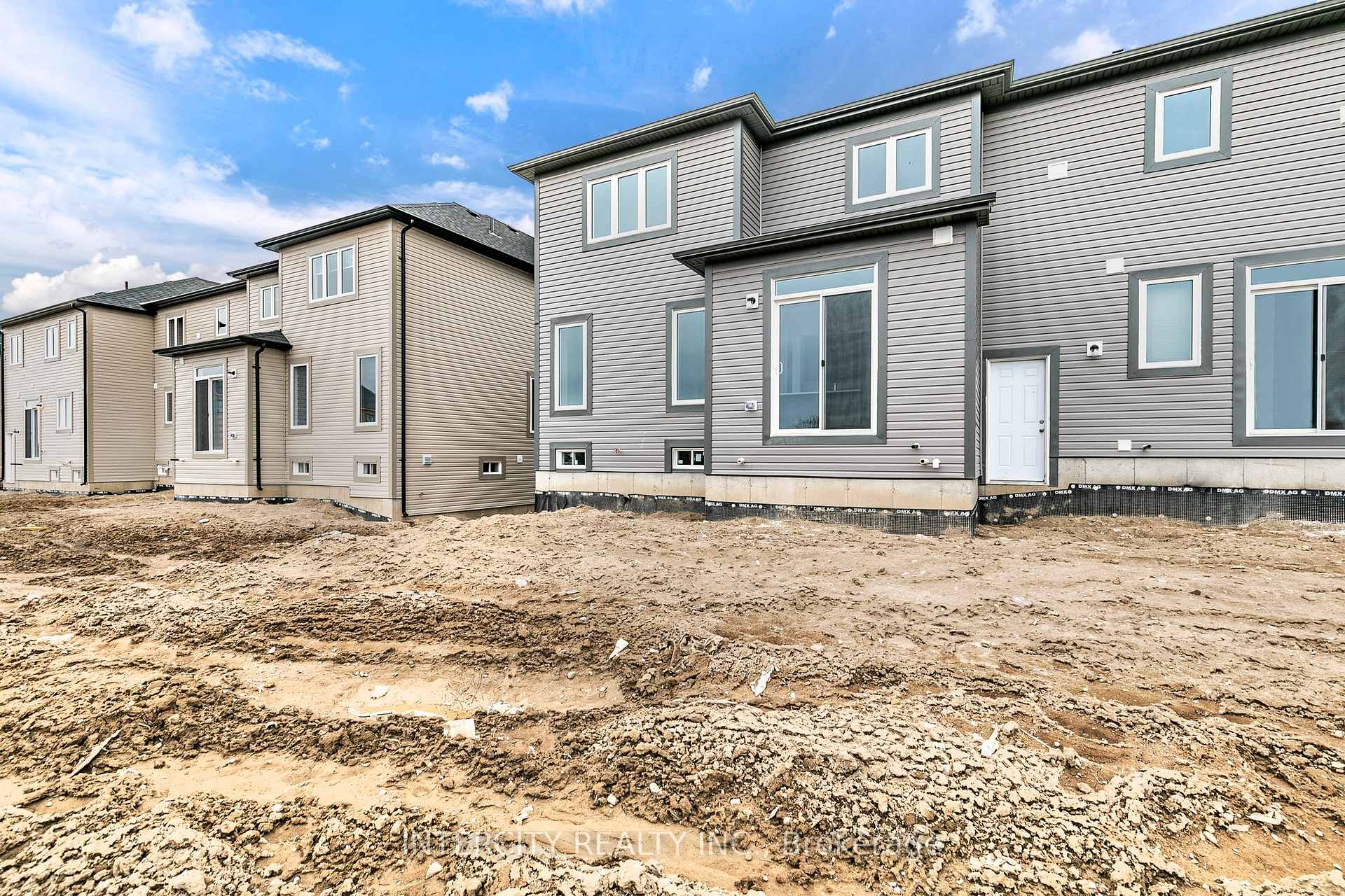 Photo 78 of 11 Carriage Lane N, Wasaga Beach — HOMEH
