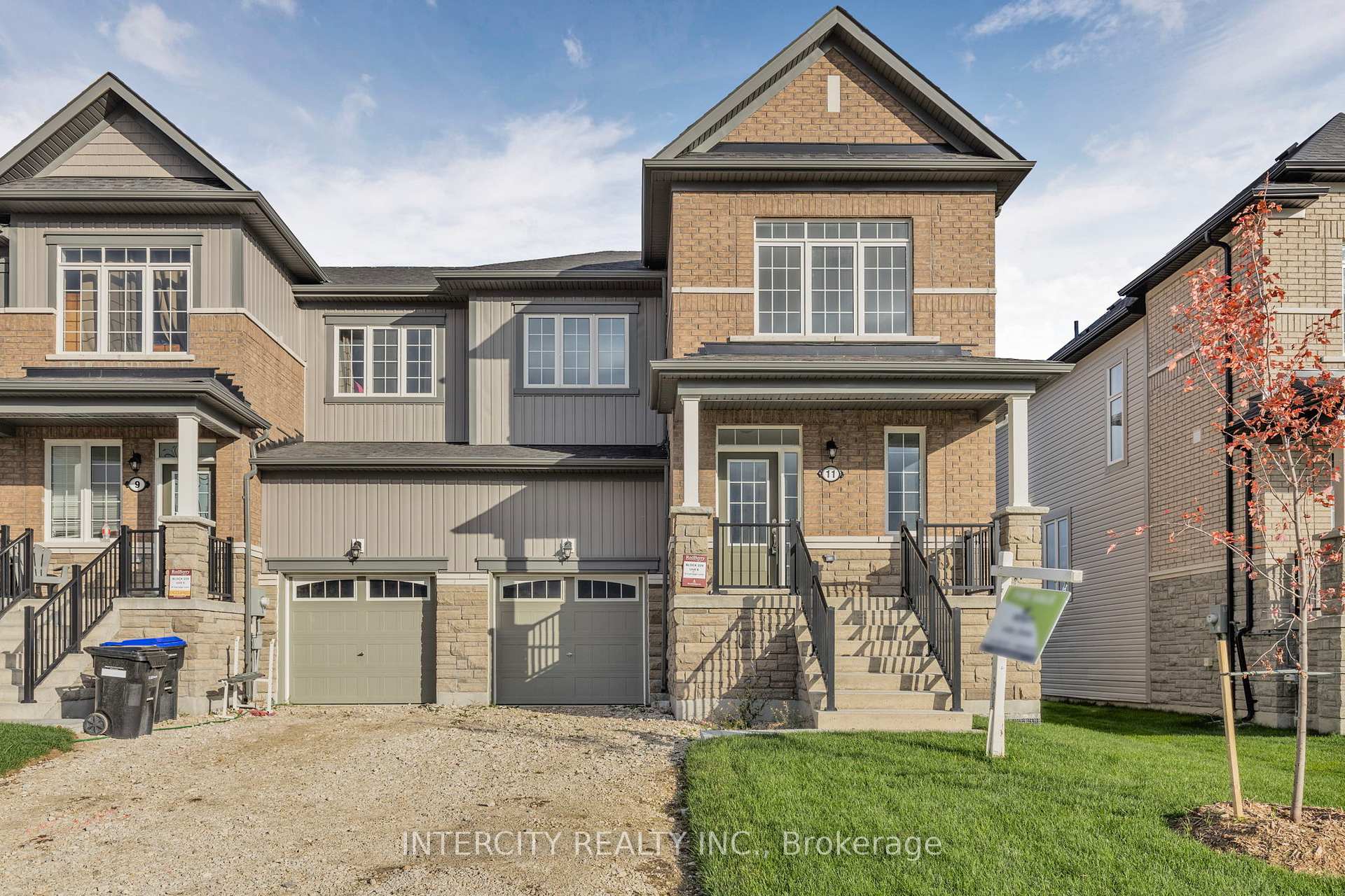 Photo 24 of 11 Carriage Lane N, Wasaga Beach — HOMEH