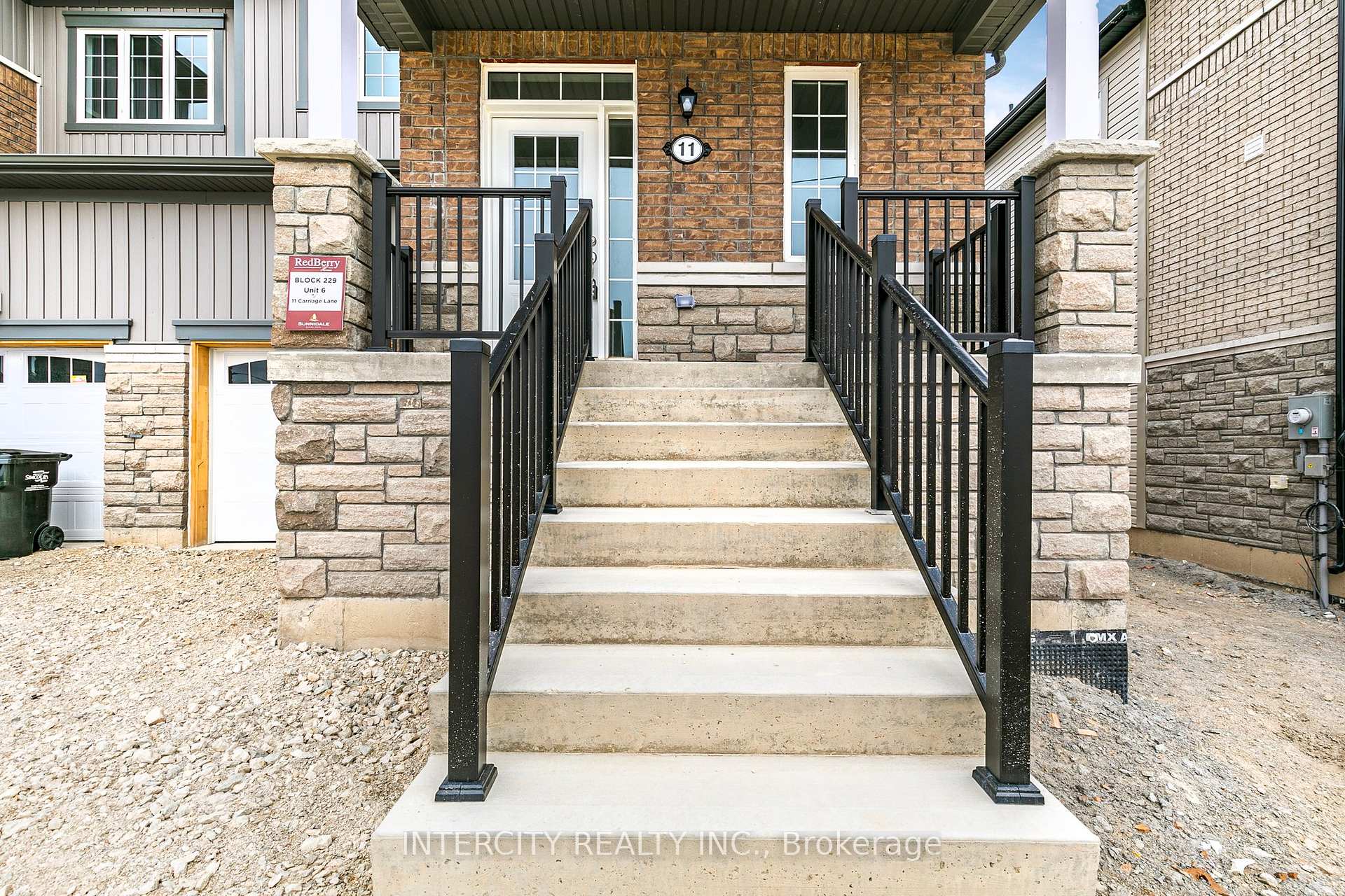 Photo 26 of 11 Carriage Lane N, Wasaga Beach — HOMEH