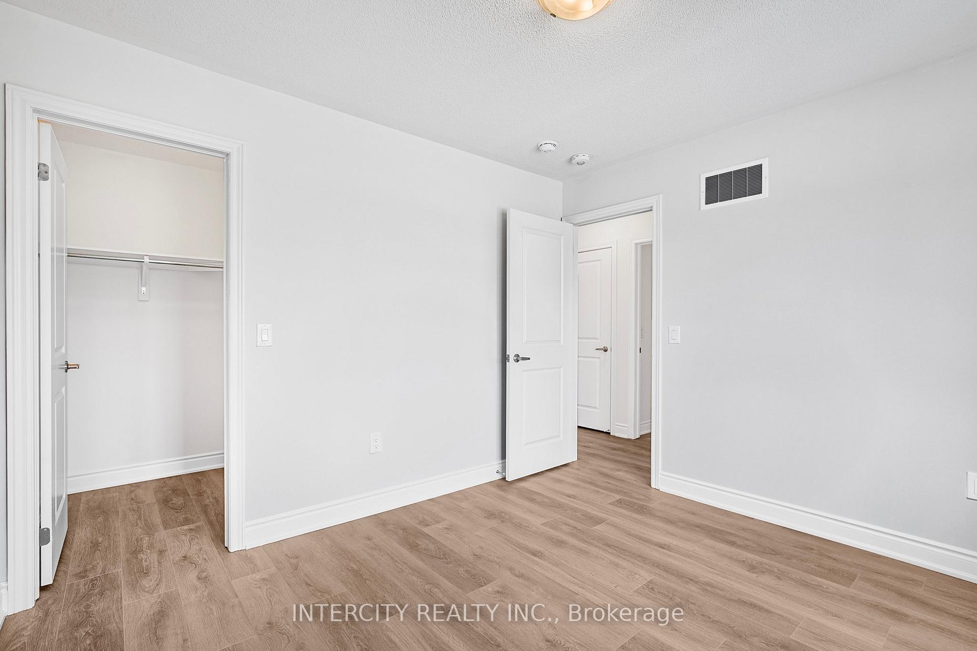 Photo 50 of 11 Carriage Lane N, Wasaga Beach — HOMEH