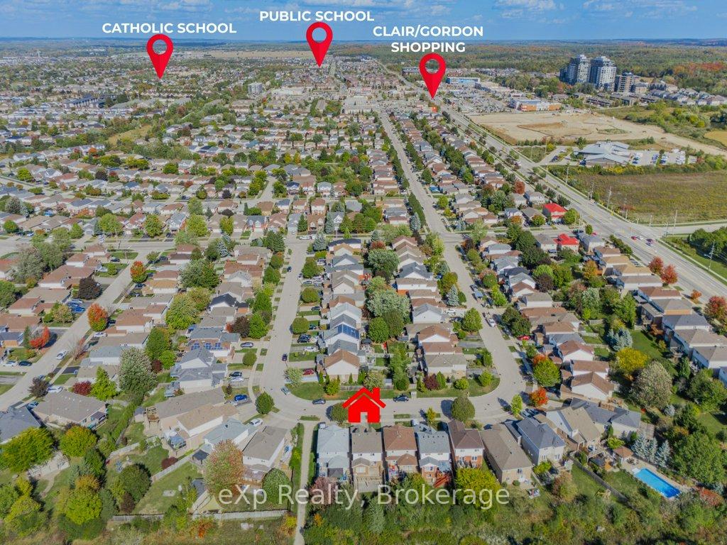 Photo 3 of 43 Boulder Crescent, Guelph, Clairfields/Hanlon Business Park — HOMEH