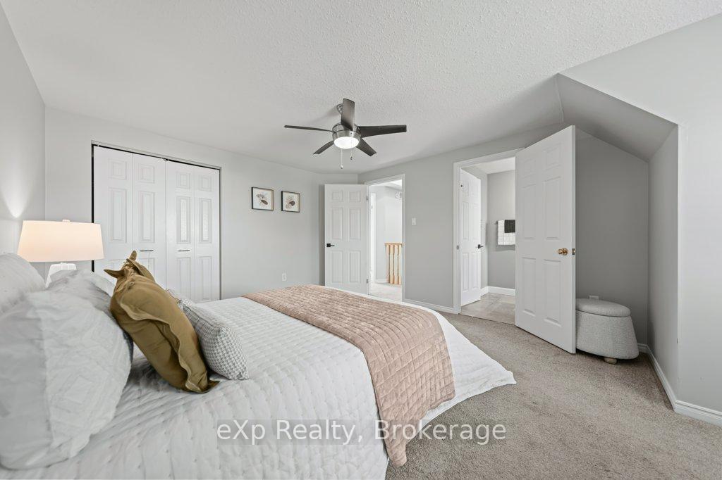 Photo 21 of 43 Boulder Crescent, Guelph, Clairfields/Hanlon Business Park — HOMEH
