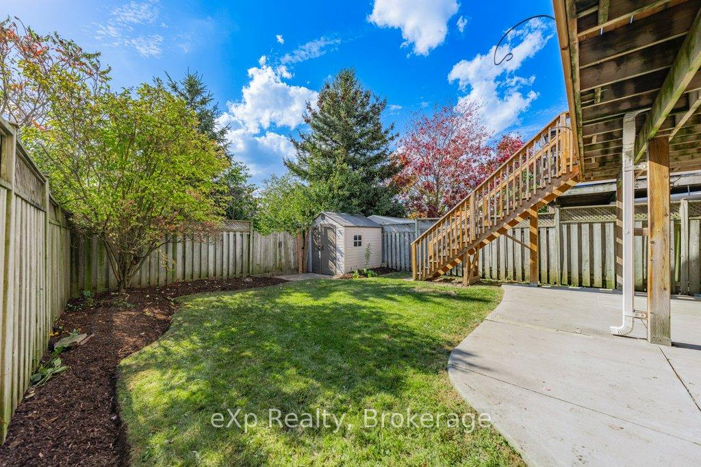 Photo 37 of 43 Boulder Crescent, Guelph, Clairfields/Hanlon Business Park — HOMEH