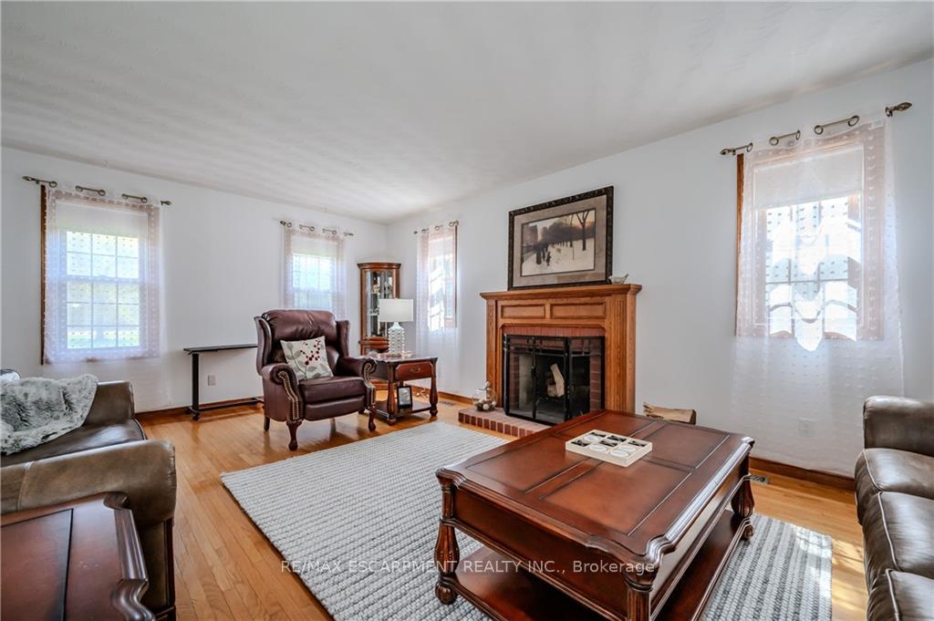Photo 8 of 1930 West River Road, North Dumfries — HOMEH