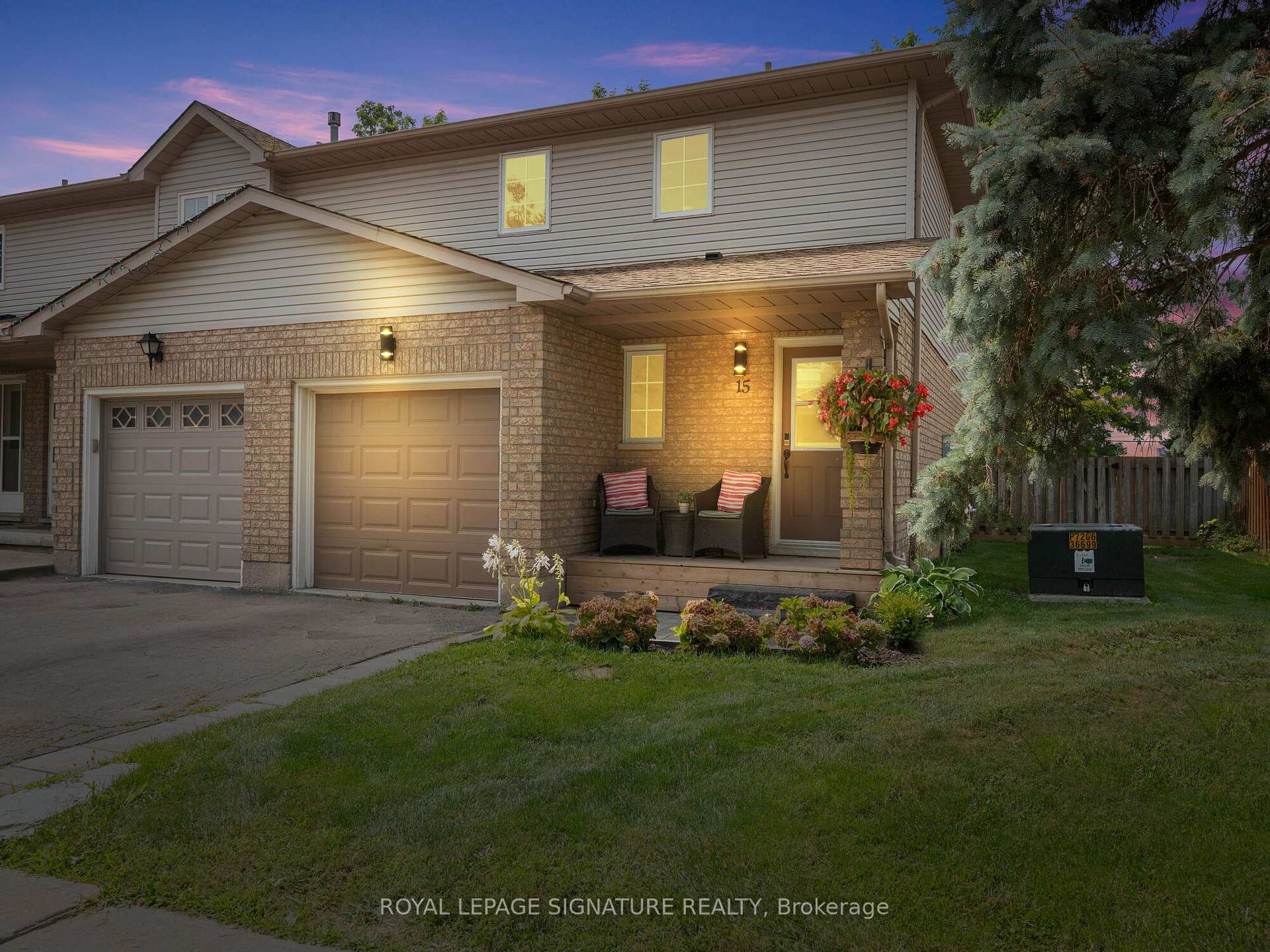 Photo 2 of Unit 15, 12 Whitedeer Road, Hamilton, Stoney Creek Mountain — HOMEH