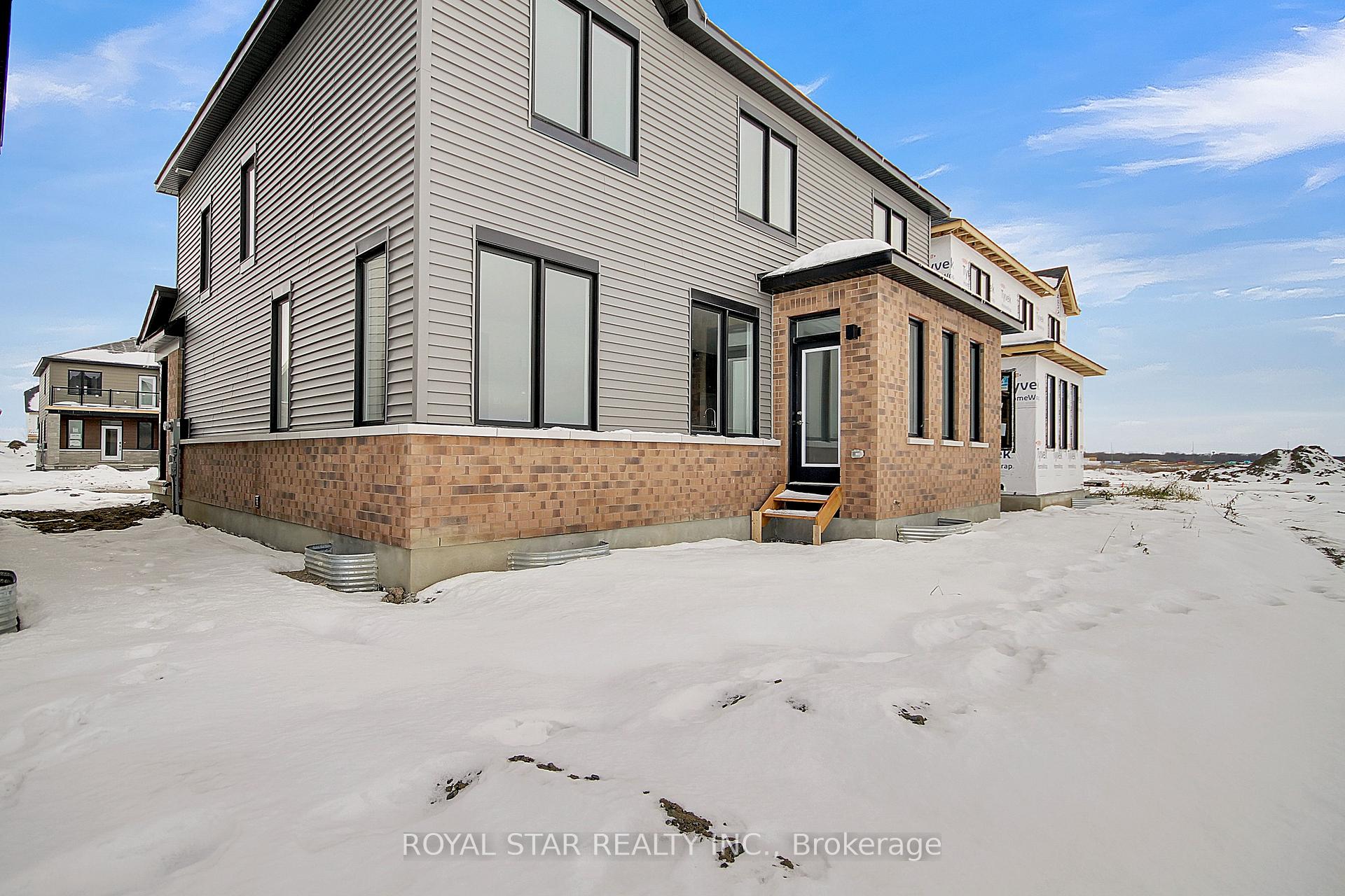 Photo 3 of 158 Conservancy Drive, Ottawa, Barrhaven - Heritage Park — HOMEH