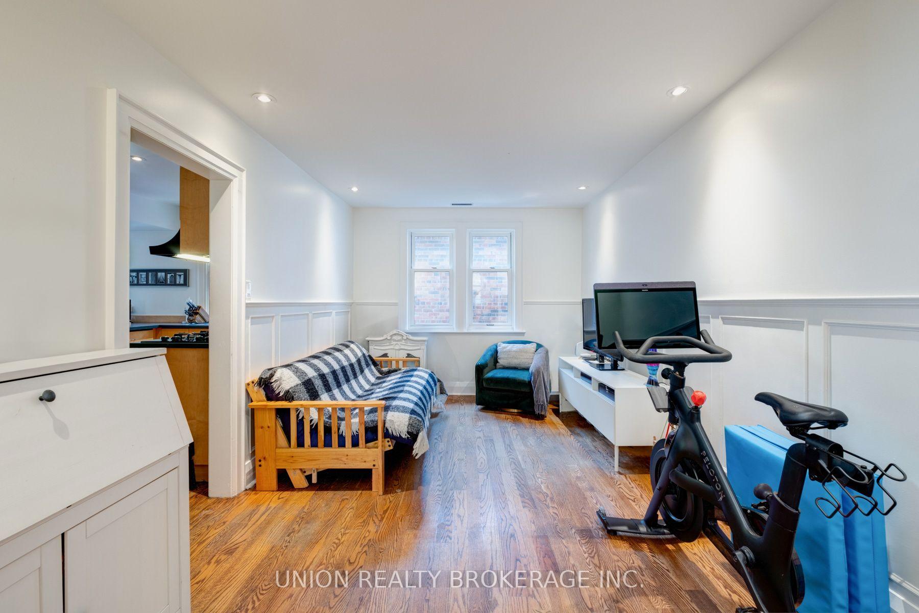 Photo 8 of Unit Upper, 2339 Queen Street, Toronto, The Beaches — HOMEH