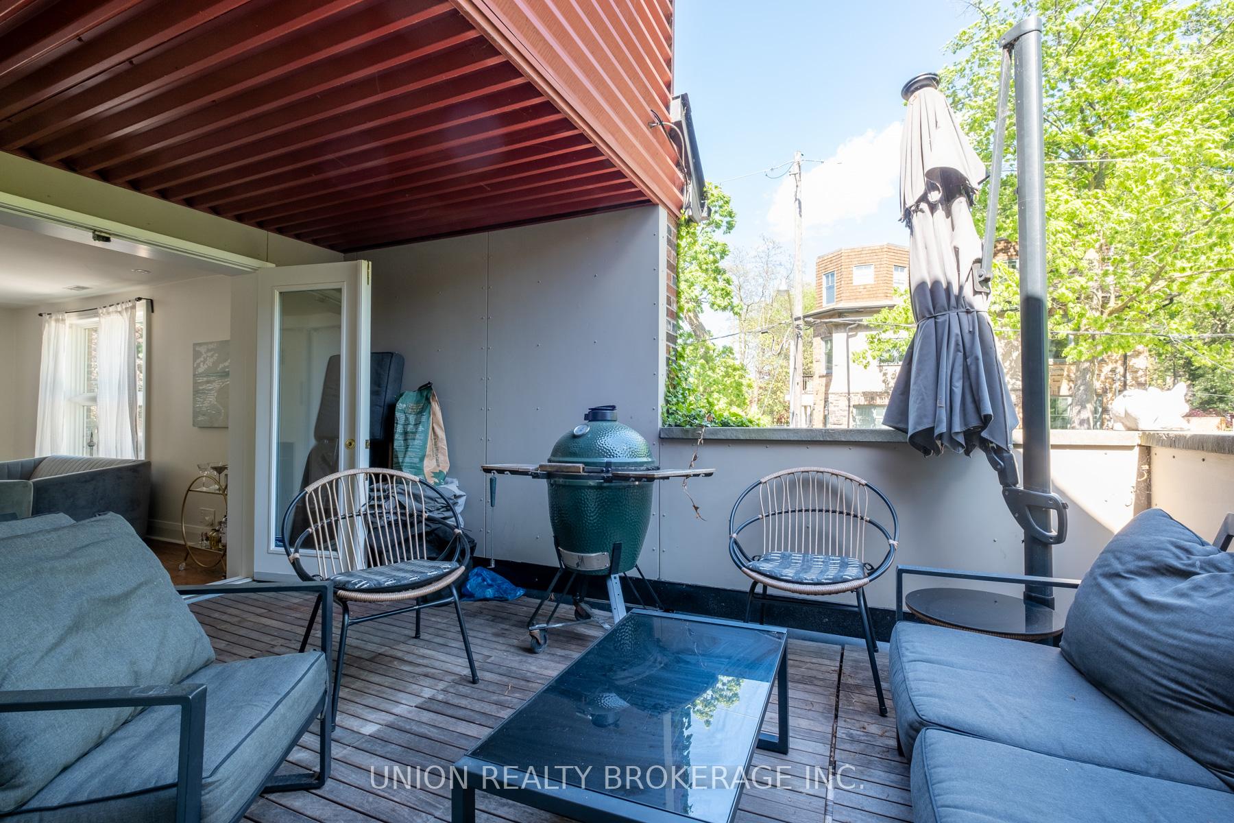 Photo 14 of Unit Upper, 2339 Queen Street, Toronto, The Beaches — HOMEH