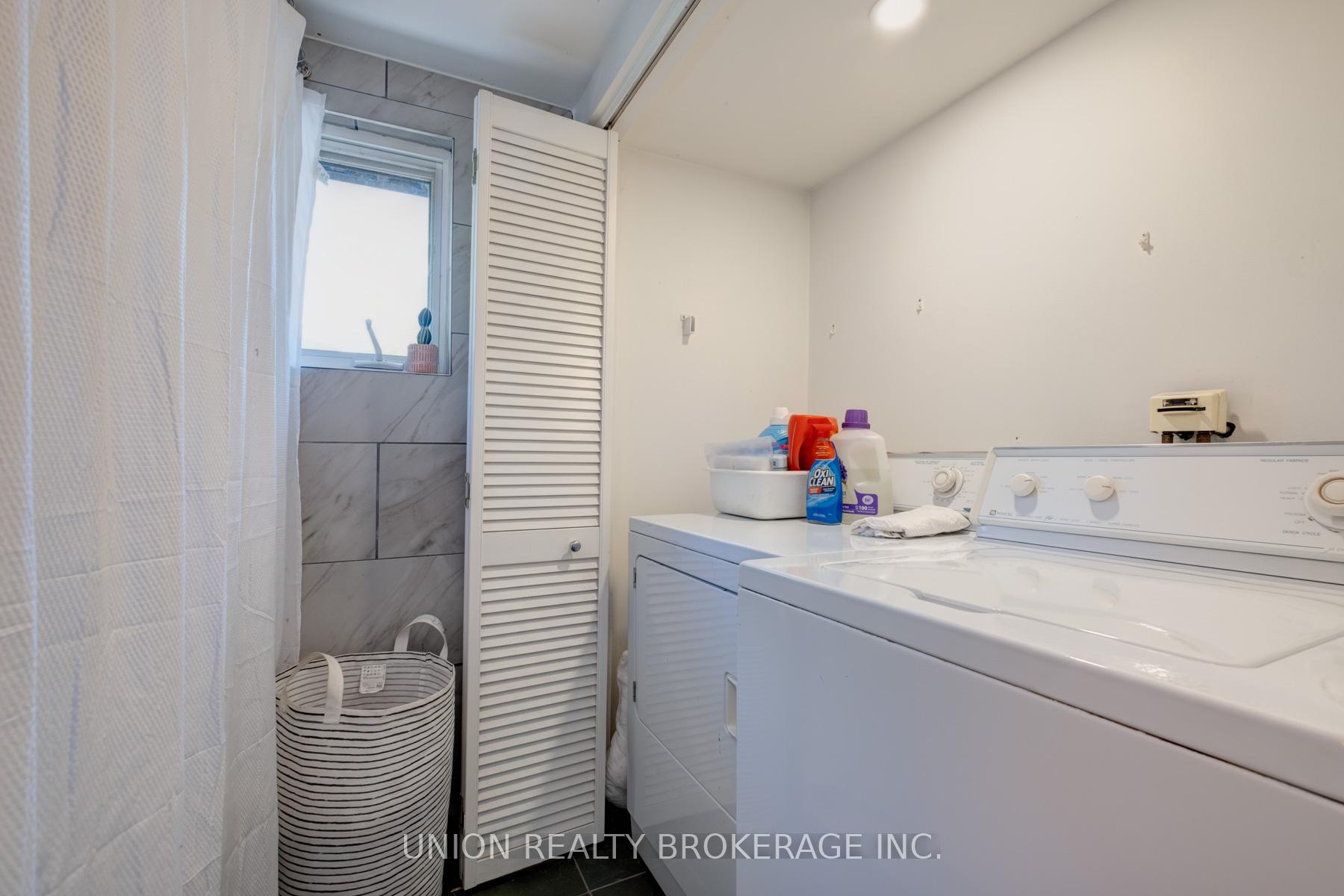 Photo 24 of Unit Upper, 2339 Queen Street, Toronto, The Beaches — HOMEH