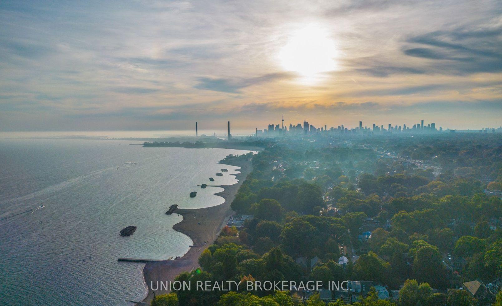 Photo 27 of Unit Upper, 2339 Queen Street, Toronto, The Beaches — HOMEH