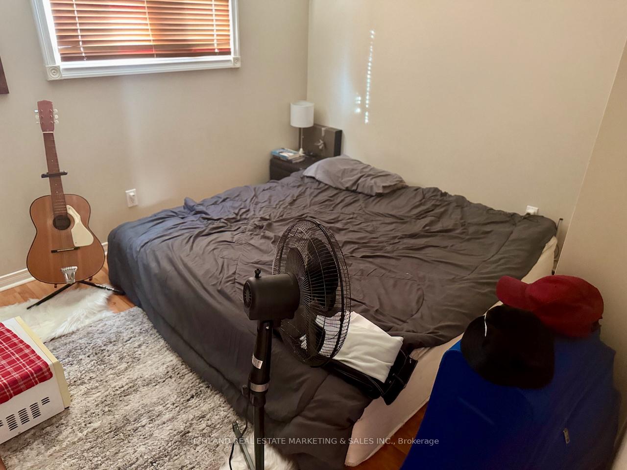 Photo 11 of 121 Rutherford Road N, Brampton, Madoc — HOMEH