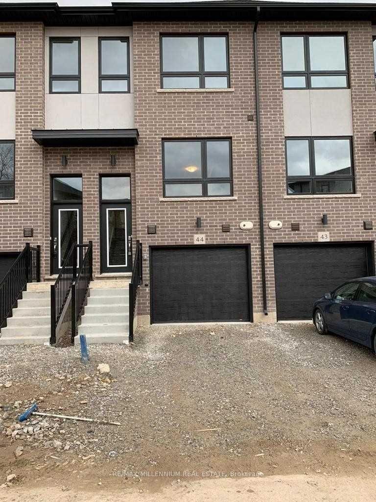 Front of Unit 44, 720 Grey Street