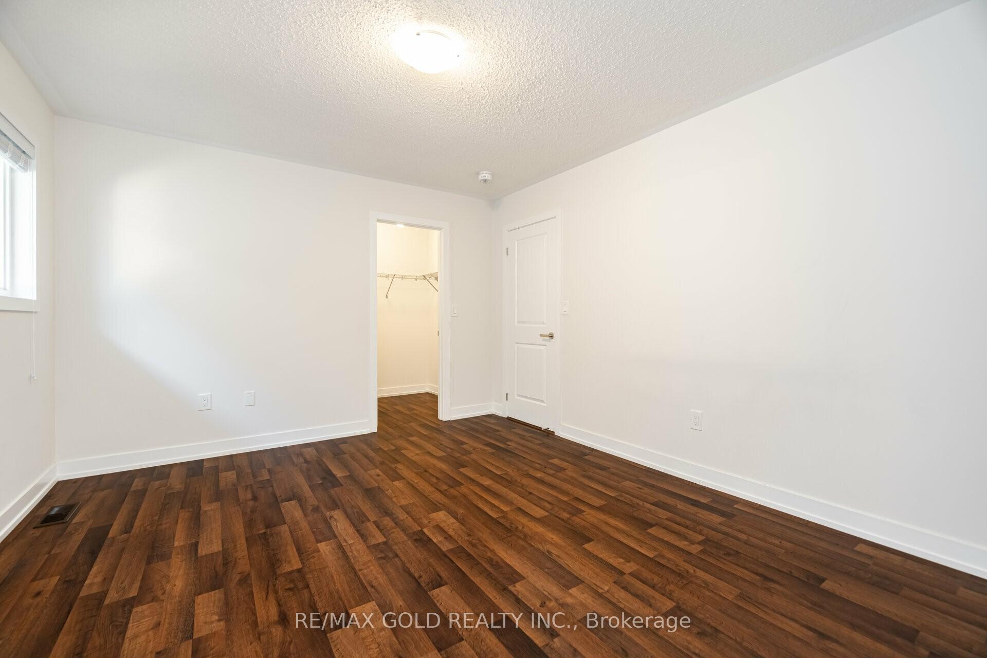 Photo 21 of 72 Russell Creek Drive, Brampton, Sandringham-Wellington North — HOMEH