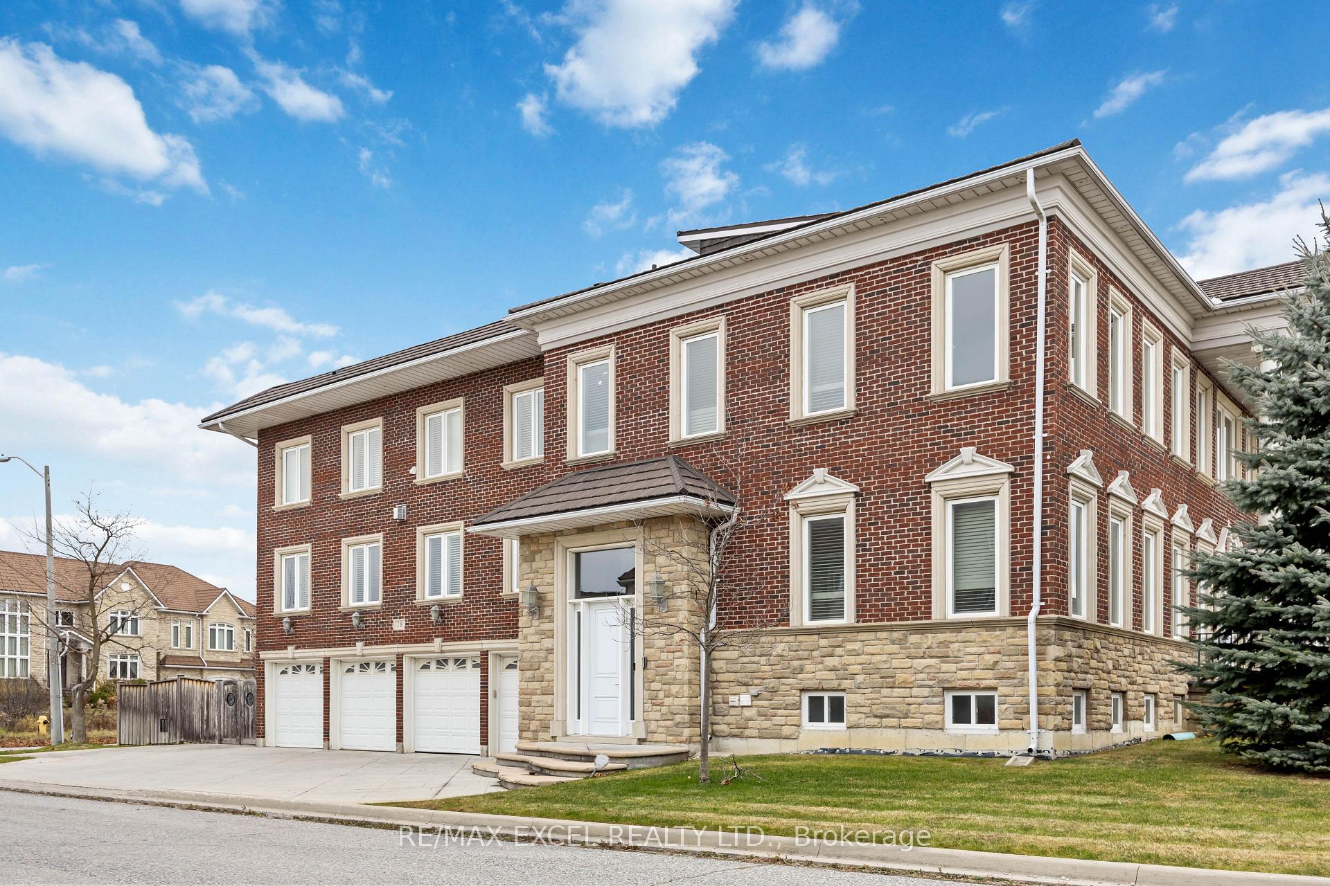 Photo 7 of 18 Alai Circle, Markham, Milliken Mills East — HOMEH