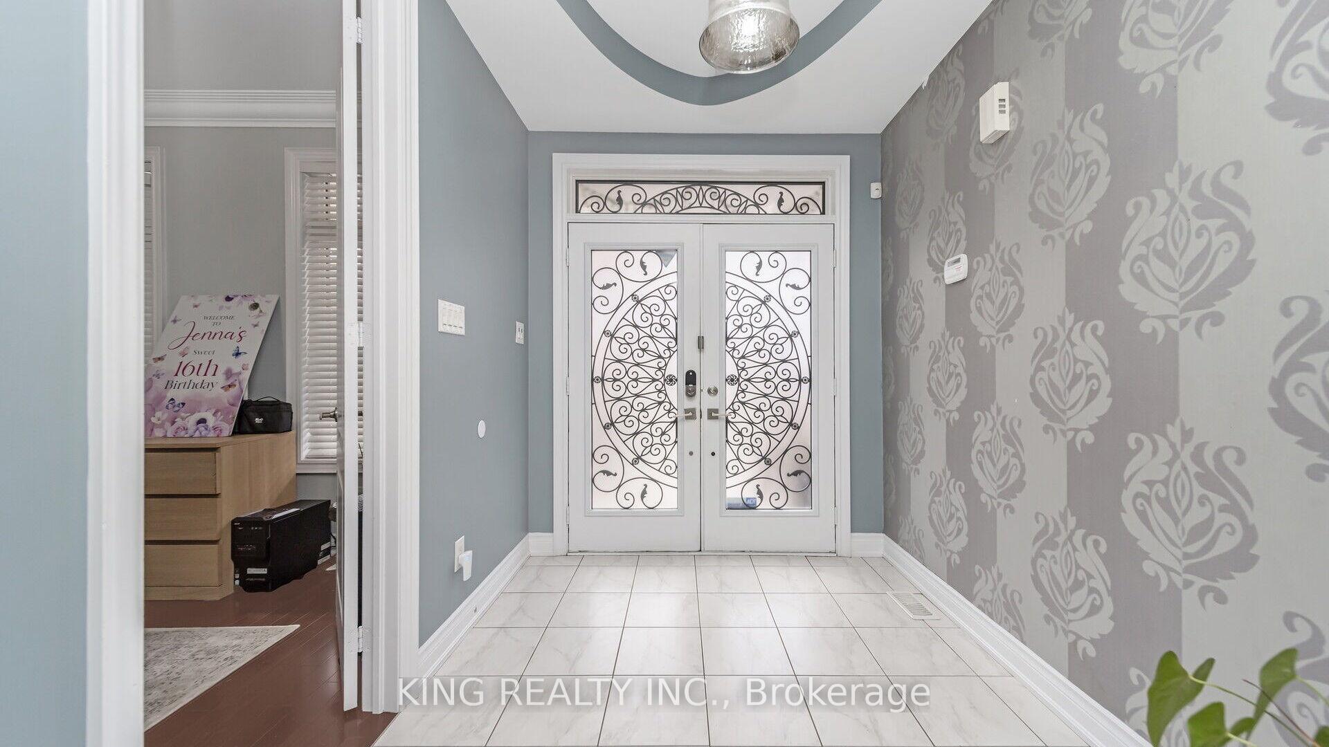 Photo 5 of 5 Portside Crescent, Brampton, Sandringham-Wellington — HOMEH
