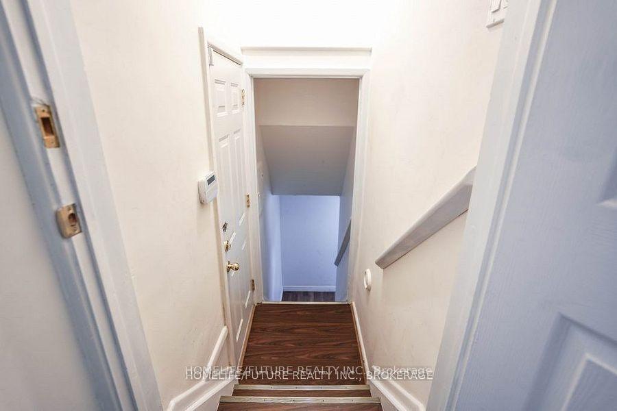 Photo 3 of Unit BSMT, 48 Farmcrest Drive, Scarborough, Tam O'Shanter-Sullivan — HOMEH
