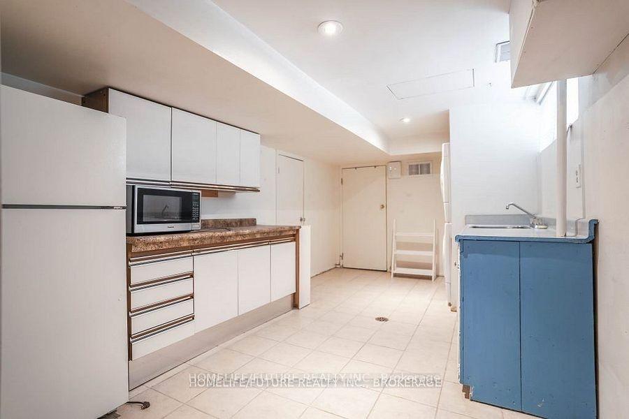 Photo 11 of Unit BSMT, 48 Farmcrest Drive, Scarborough, Tam O'Shanter-Sullivan — HOMEH