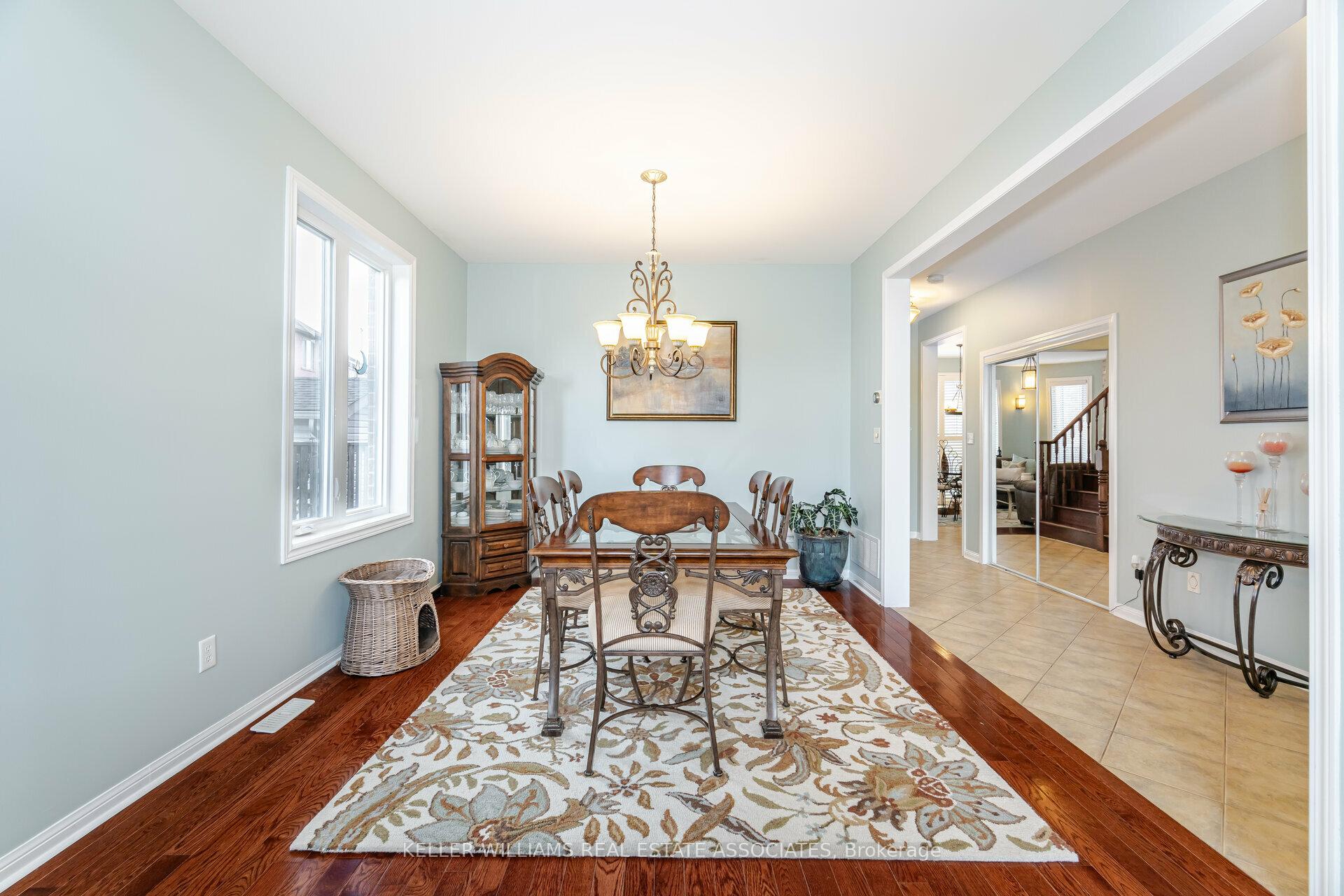 Photo 8 of 4 Listcreek Road, Brampton, Vales of Castlemore — HOMEH