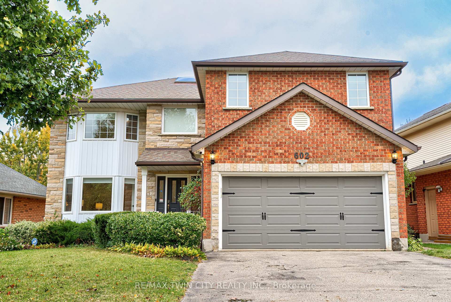 Photo 1 of 602 Beechwood Drive, Waterloo — HOMEH