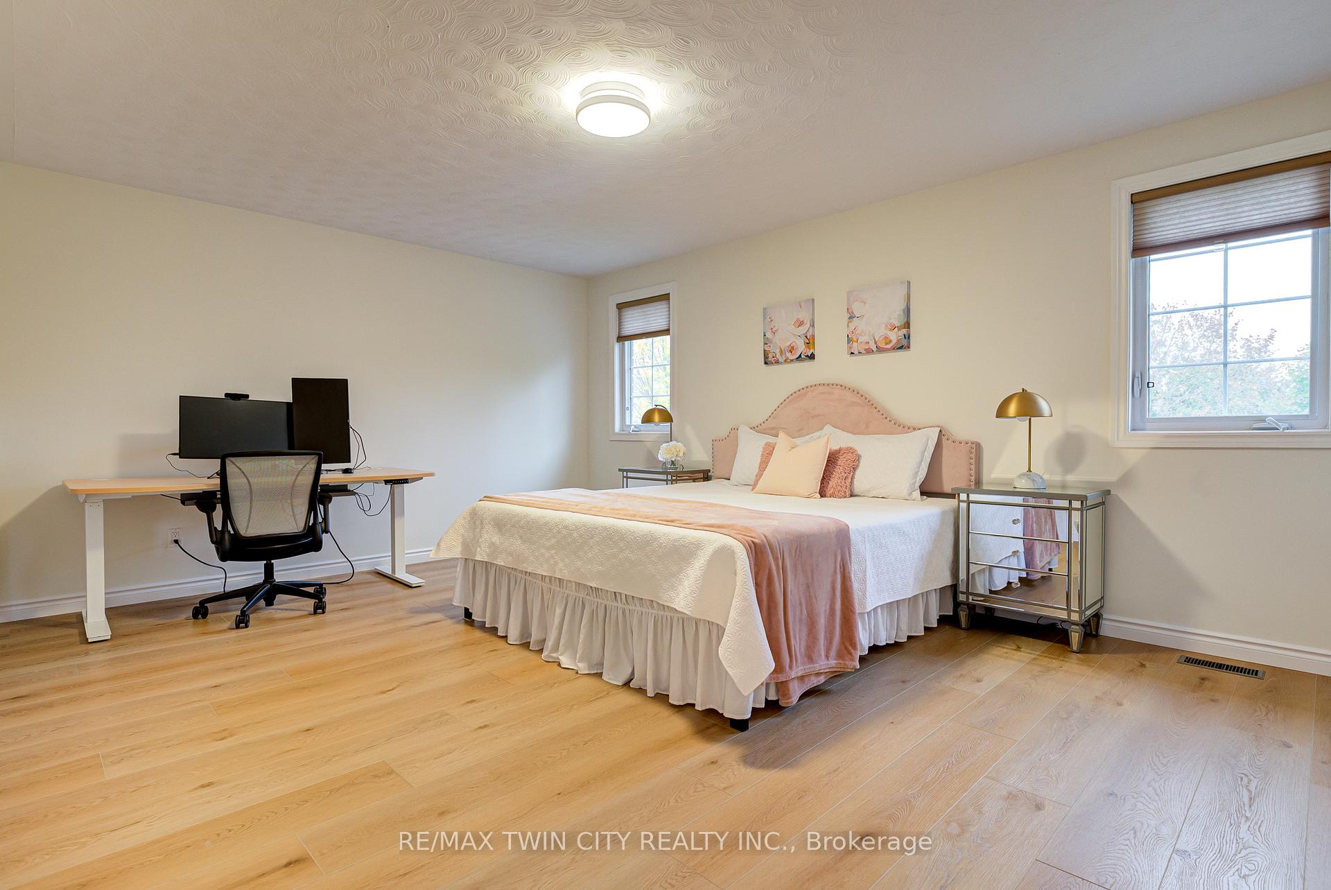 Photo 20 of 602 Beechwood Drive, Waterloo — HOMEH