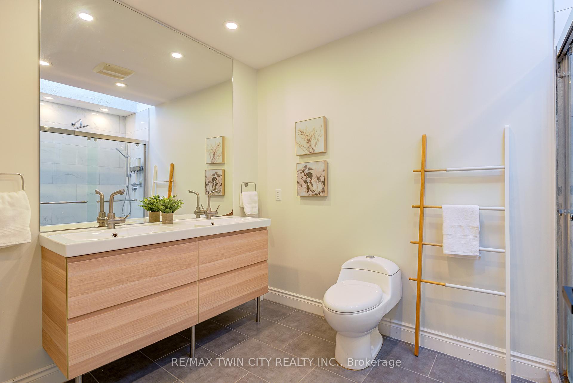 Photo 22 of 602 Beechwood Drive, Waterloo — HOMEH