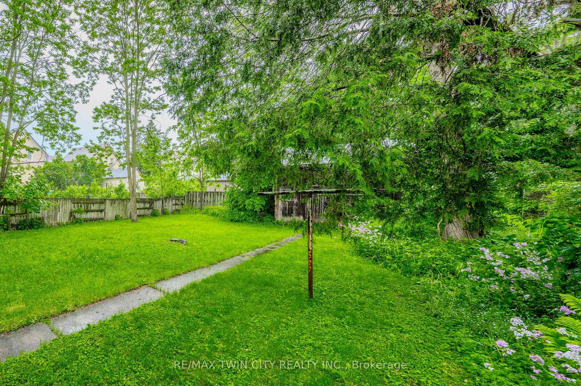 Photo 40 of 69 Peppler Street, Waterloo — HOMEH