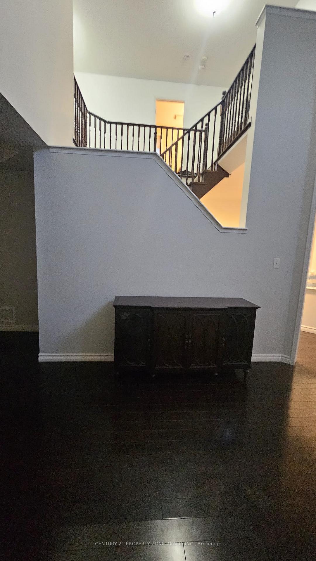 Photo 4 of Unit Upper, 1373 Coldstream Drive, Oshawa, Taunton — HOMEH