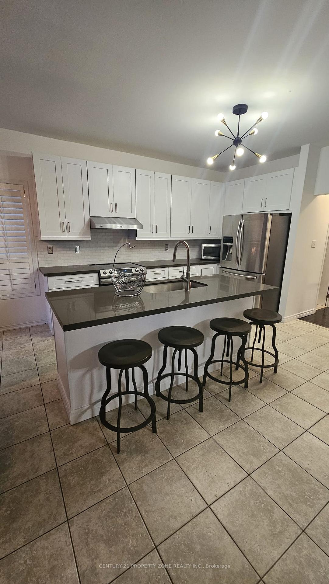 Photo 5 of Unit Upper, 1373 Coldstream Drive, Oshawa, Taunton — HOMEH