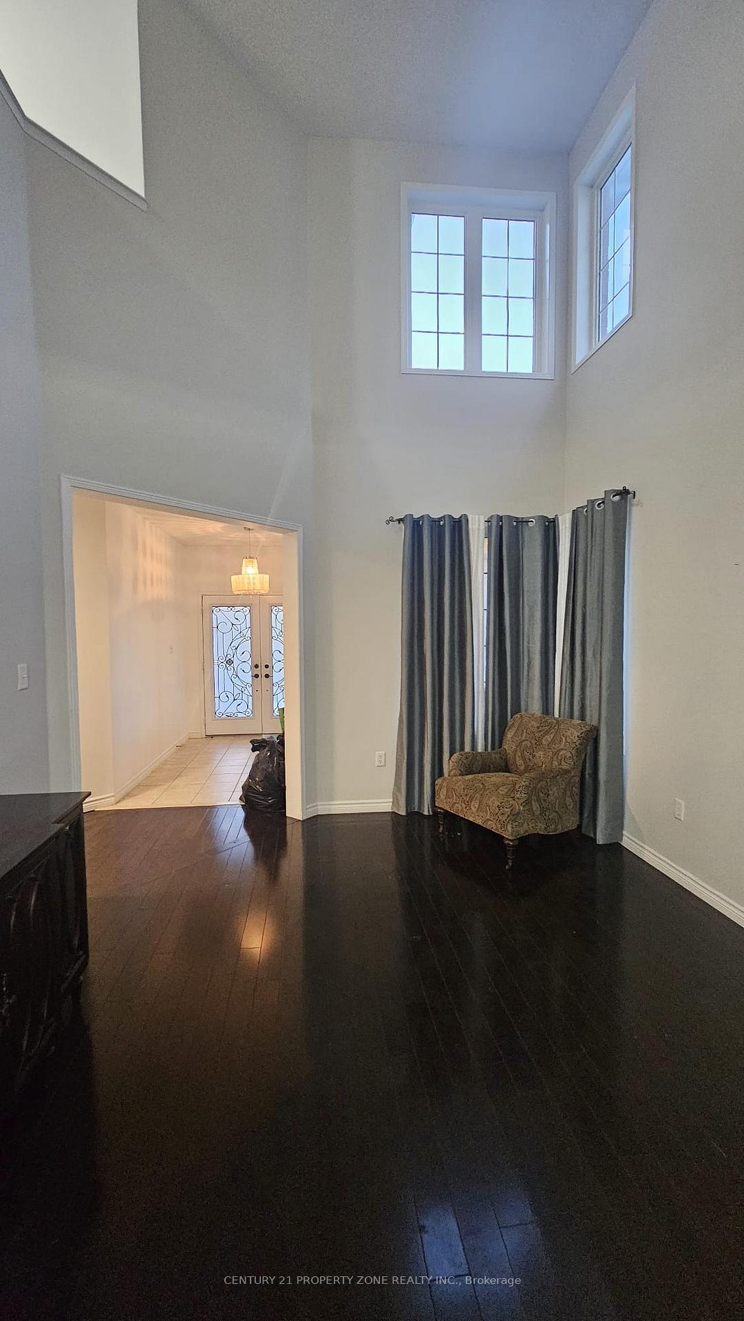 Photo 8 of Unit Upper, 1373 Coldstream Drive, Oshawa, Taunton — HOMEH
