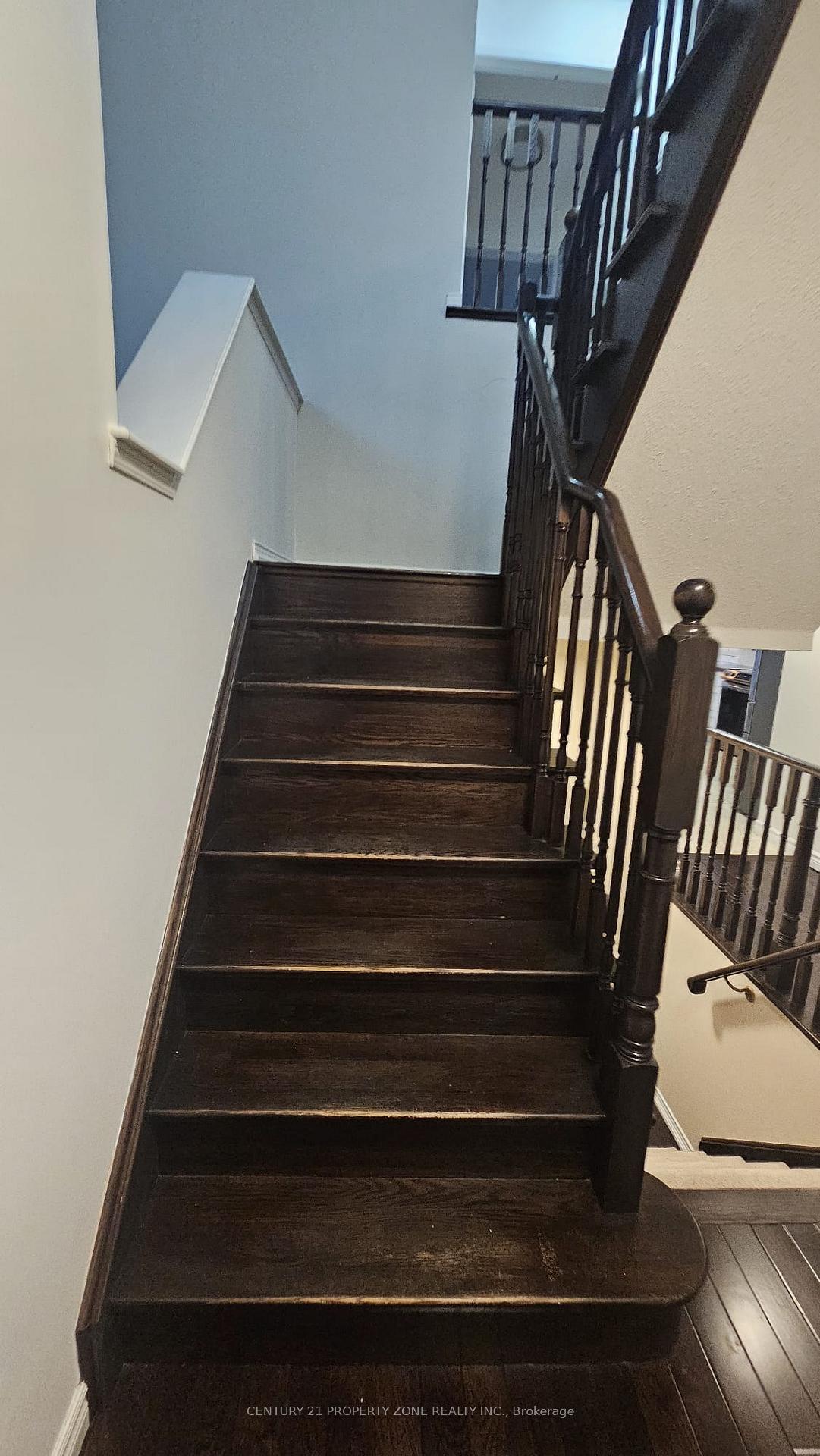 Photo 12 of Unit Upper, 1373 Coldstream Drive, Oshawa, Taunton — HOMEH