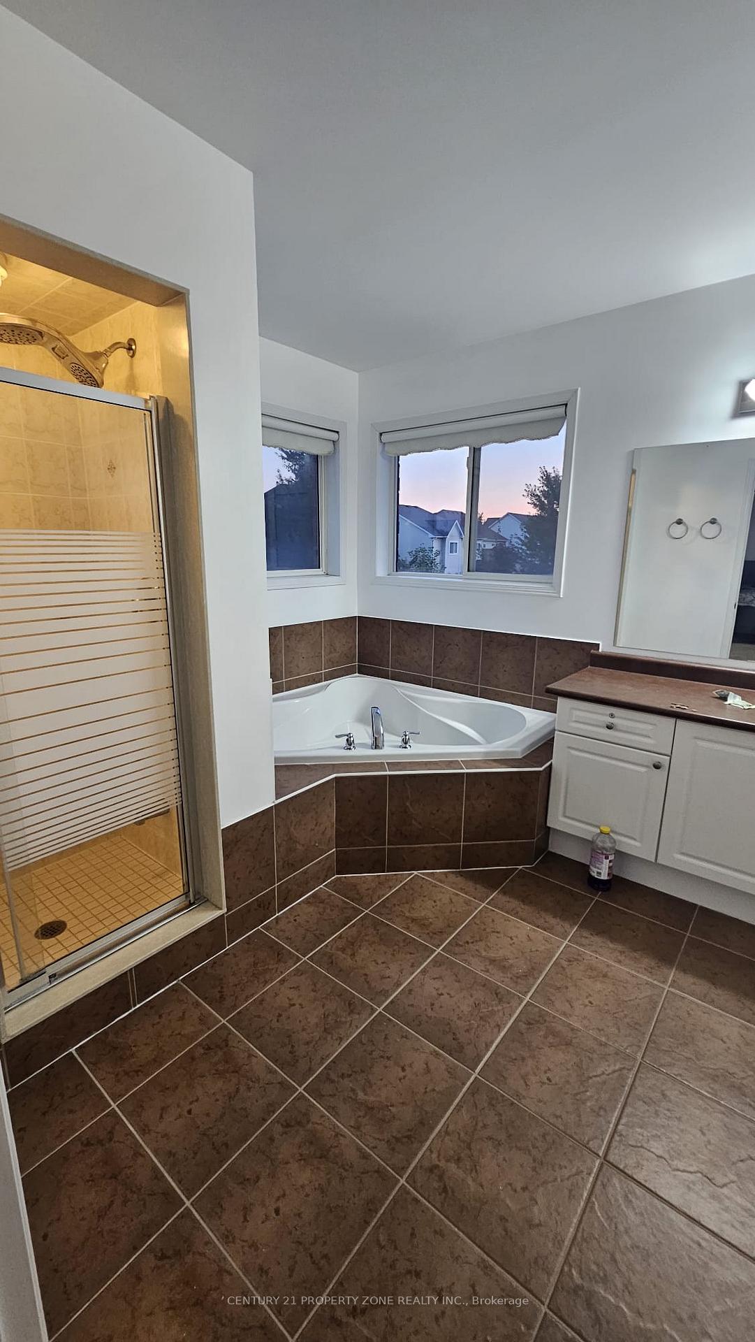 Photo 22 of Unit Upper, 1373 Coldstream Drive, Oshawa, Taunton — HOMEH