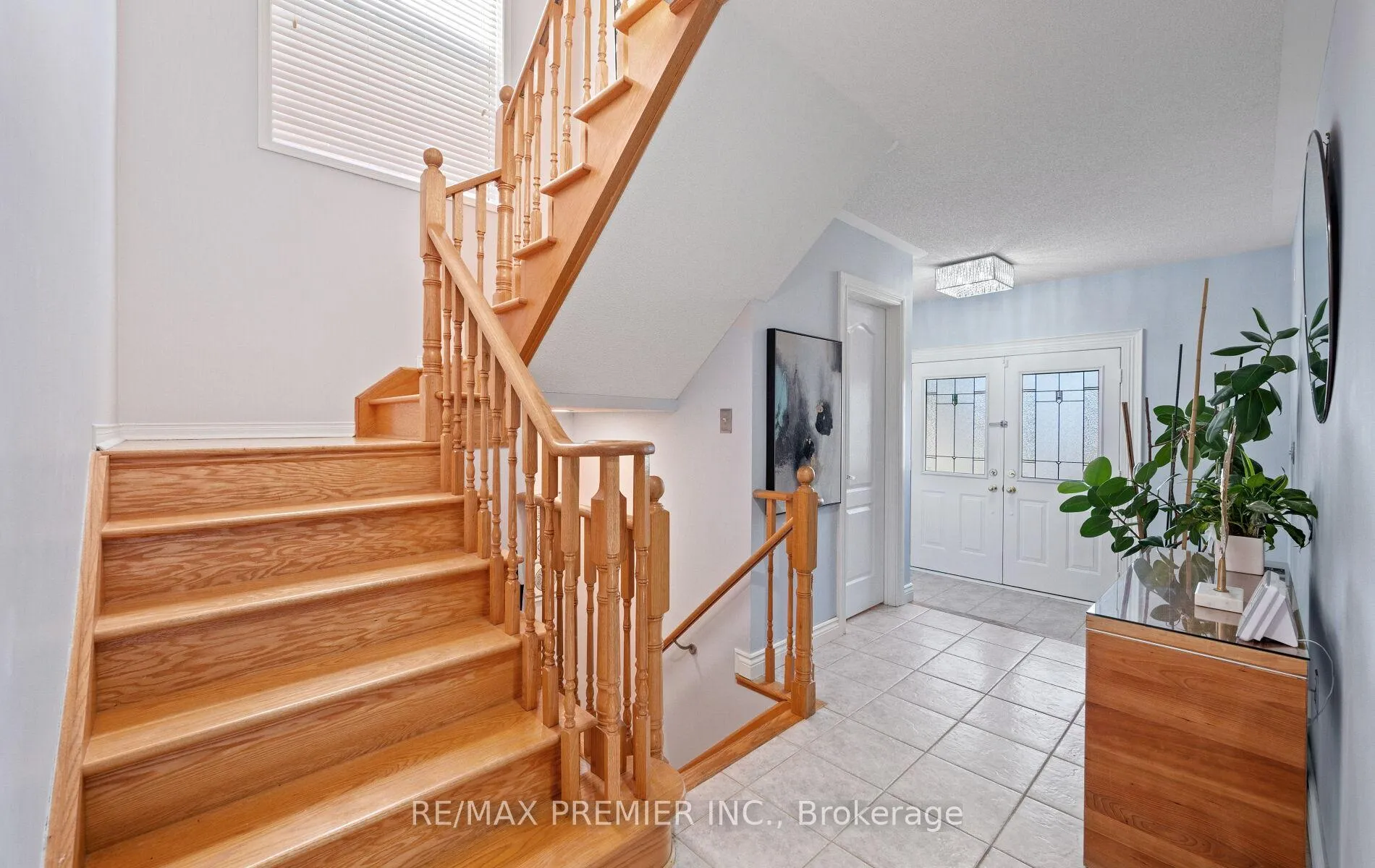 Photo 21 of 49 Fallstar Crescent, Brampton, Fletcher's Meadow — HOMEH