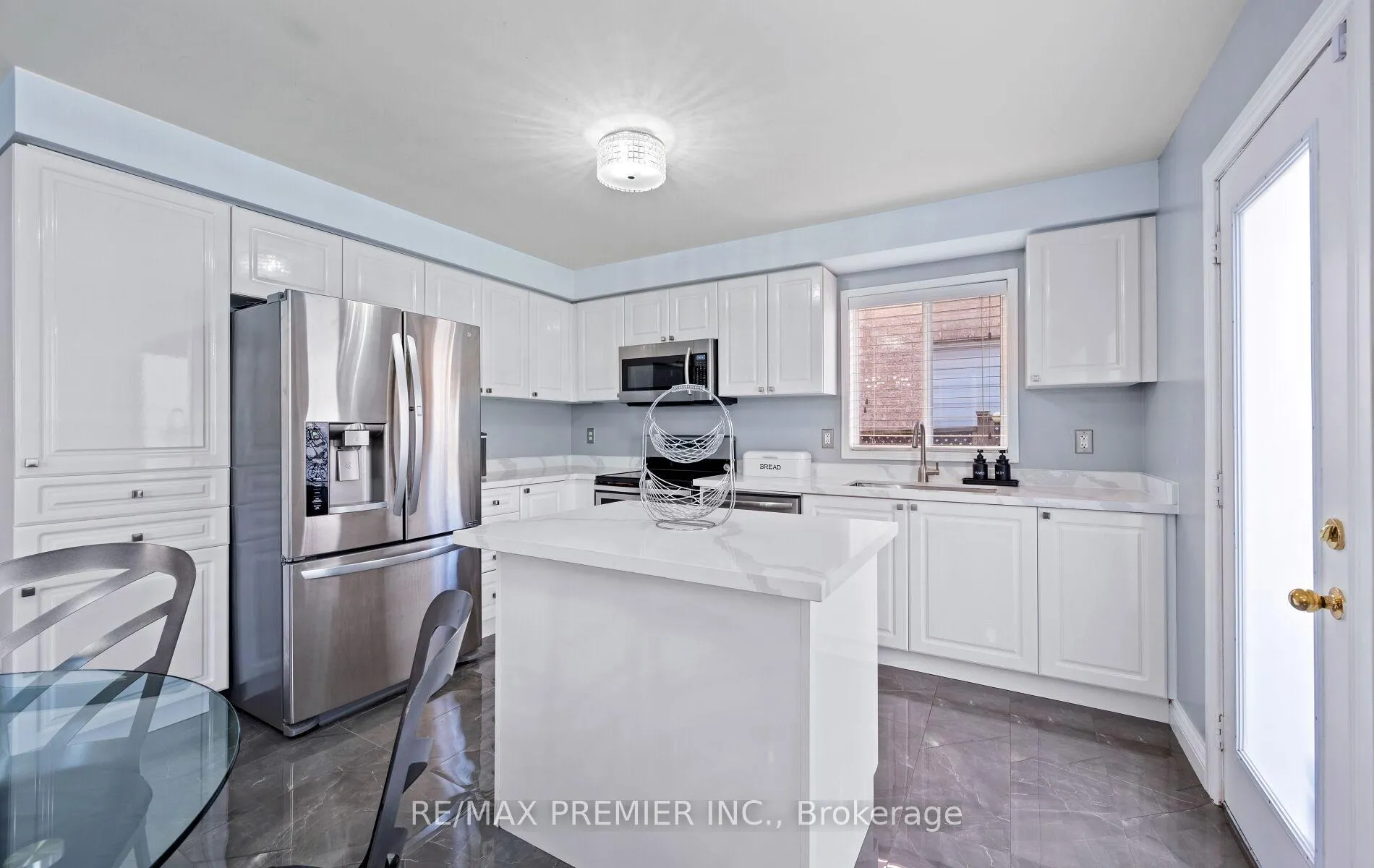 Photo 61 of 49 Fallstar Crescent, Brampton, Fletcher's Meadow — HOMEH
