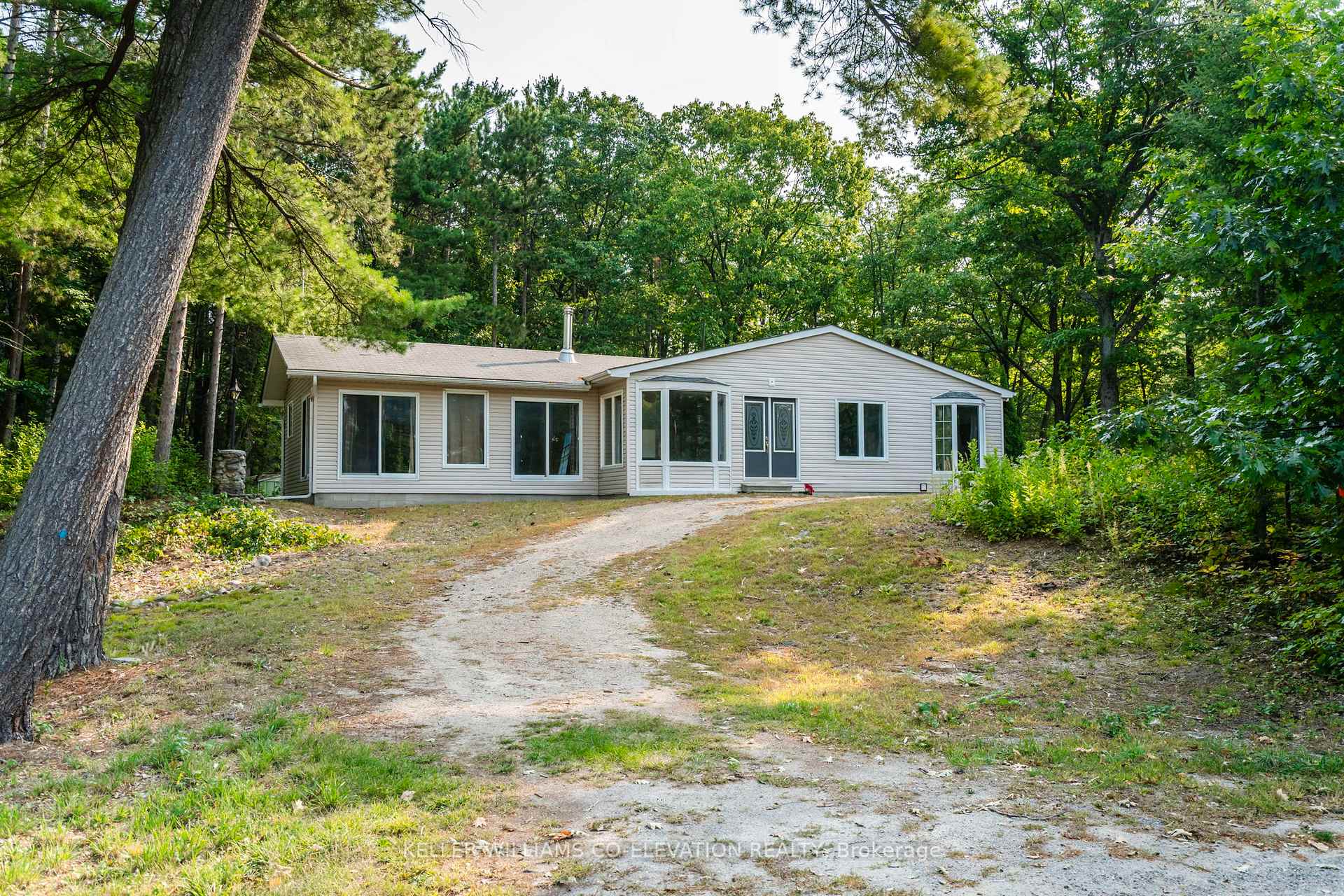 Photo 32 of 6 Monica Road, Tiny, Rural Tiny — HOMEH