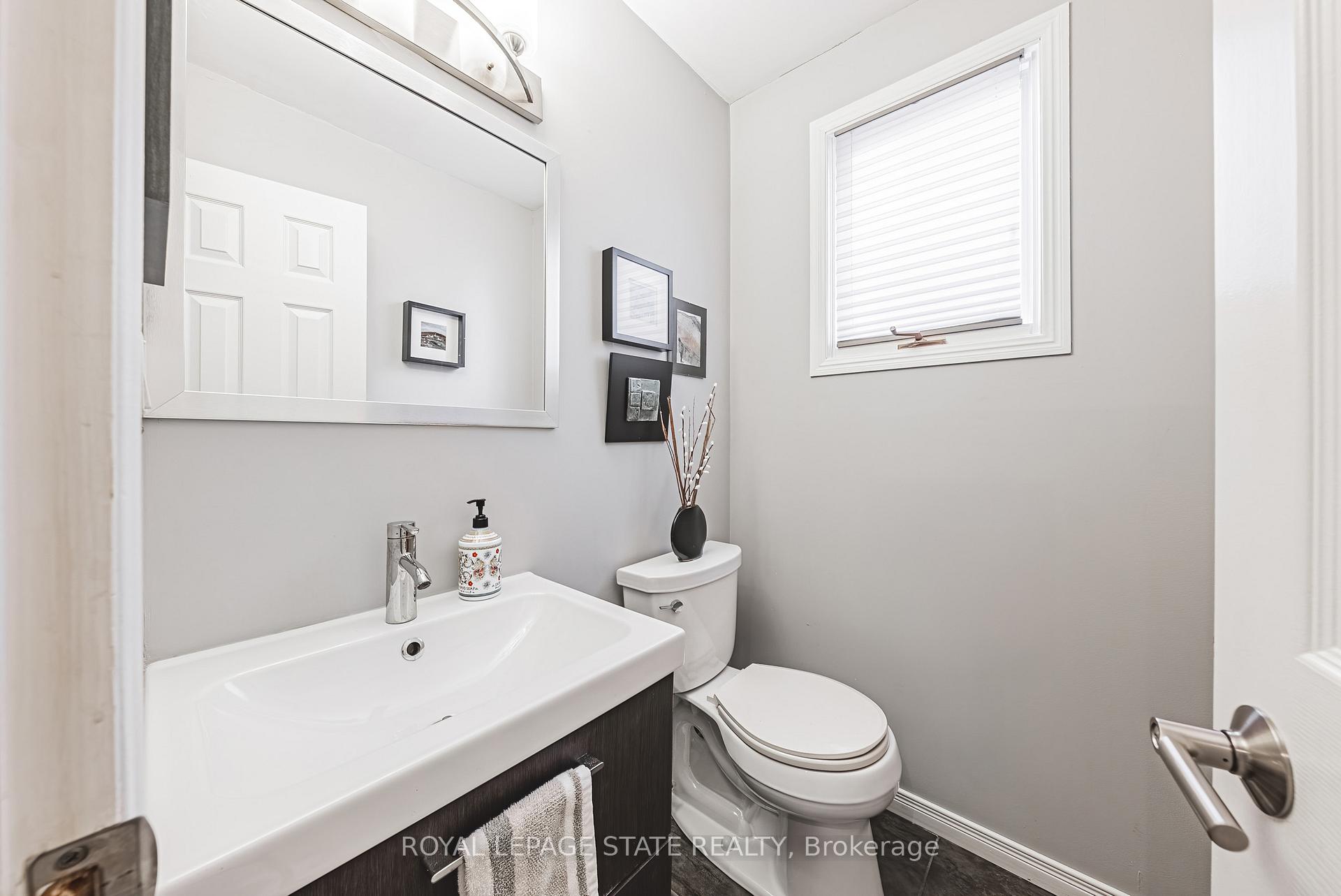 Photo 40 of 145 Dragoon Drive, Hamilton, Crerar — HOMEH