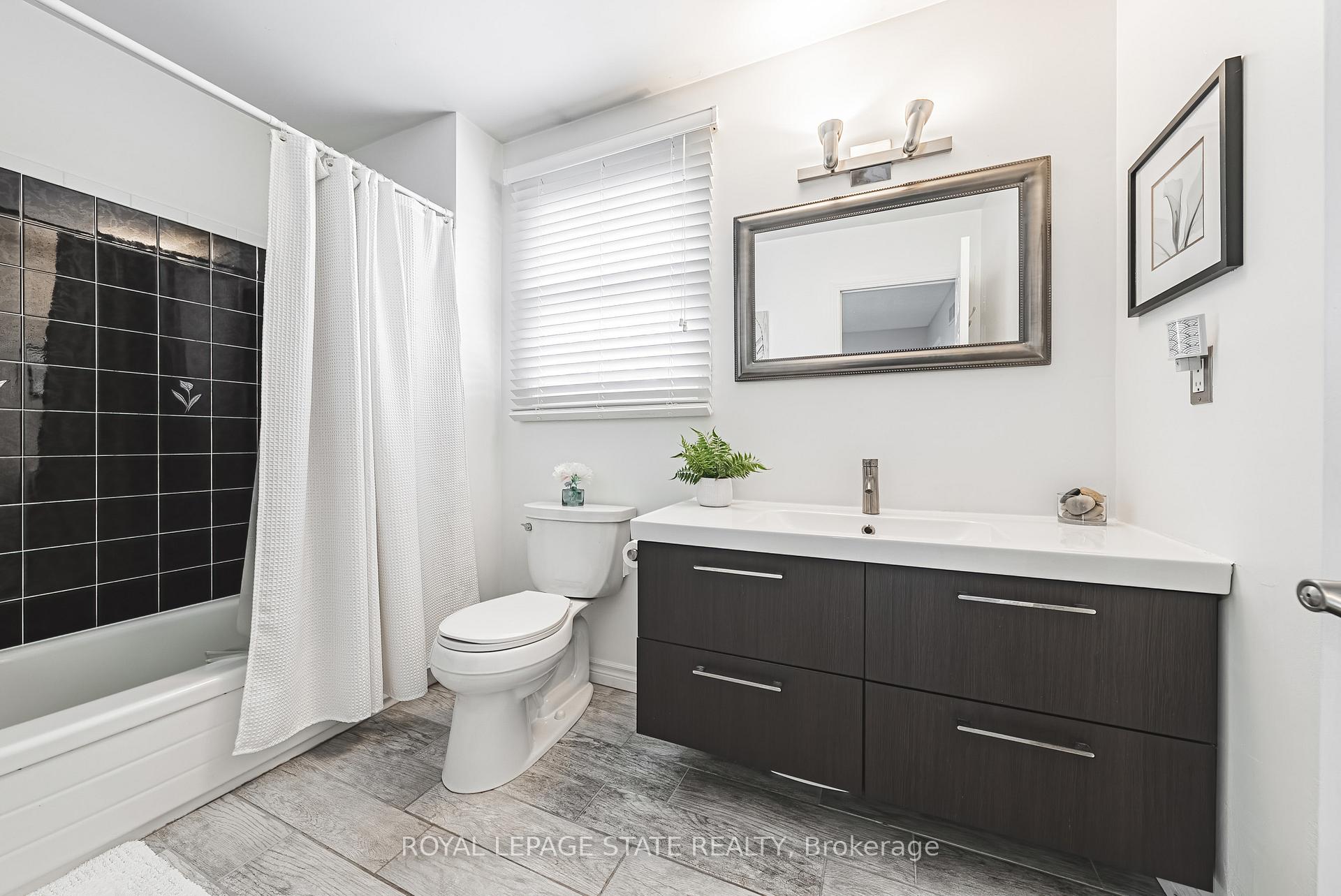 Photo 67 of 145 Dragoon Drive, Hamilton, Crerar — HOMEH