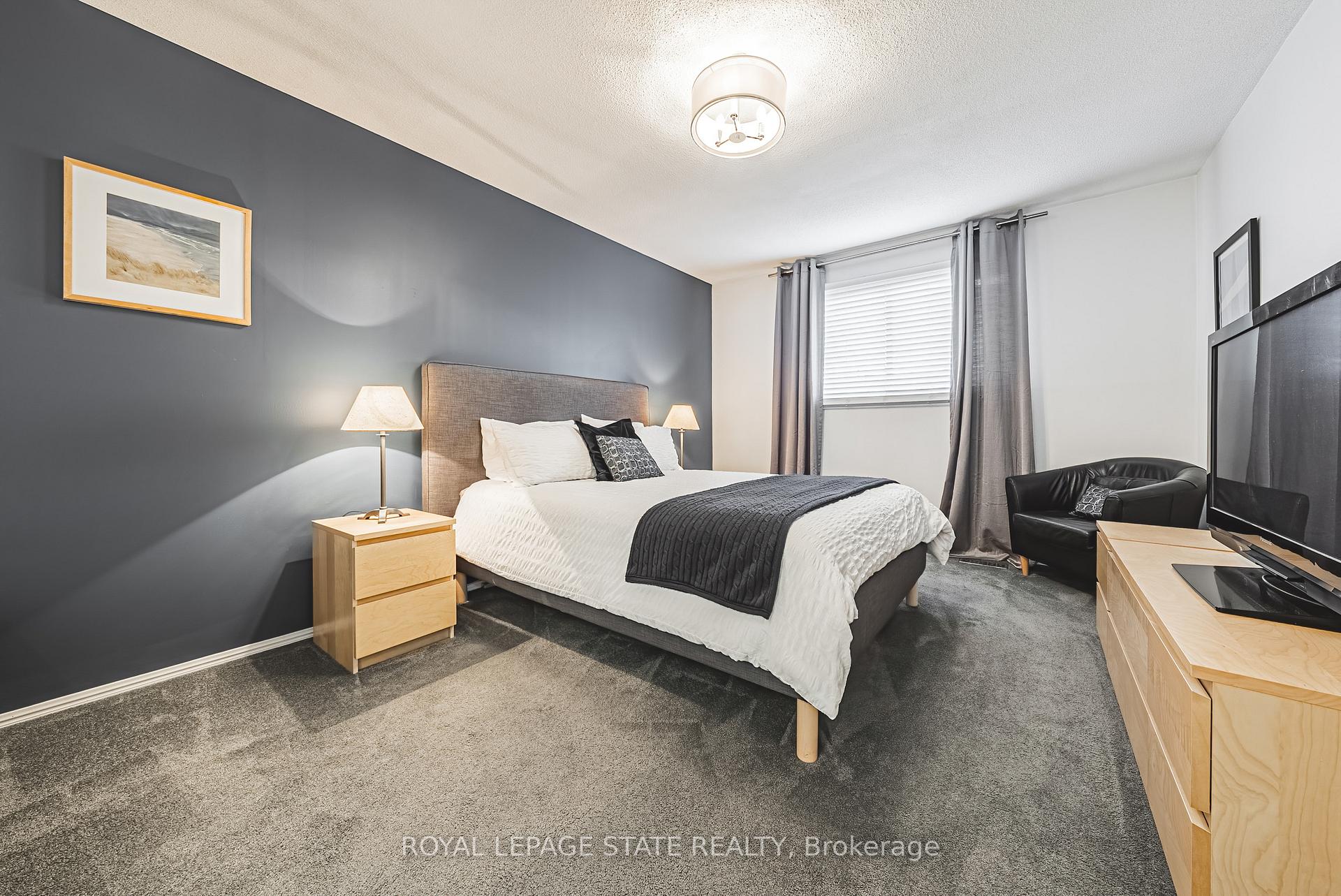 Photo 19 of 145 Dragoon Drive, Hamilton, Crerar — HOMEH