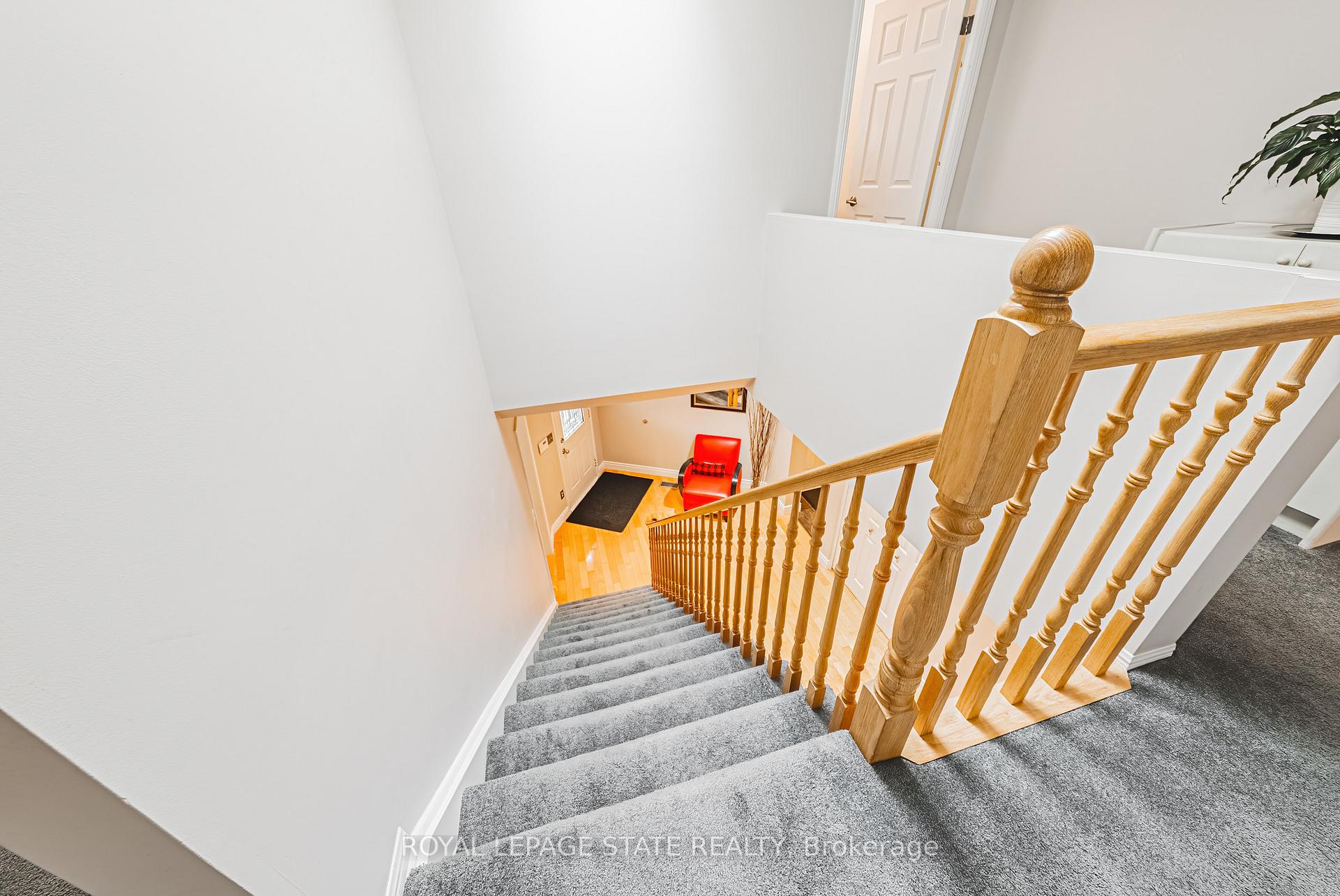 Photo 41 of 145 Dragoon Drive, Hamilton, Crerar — HOMEH
