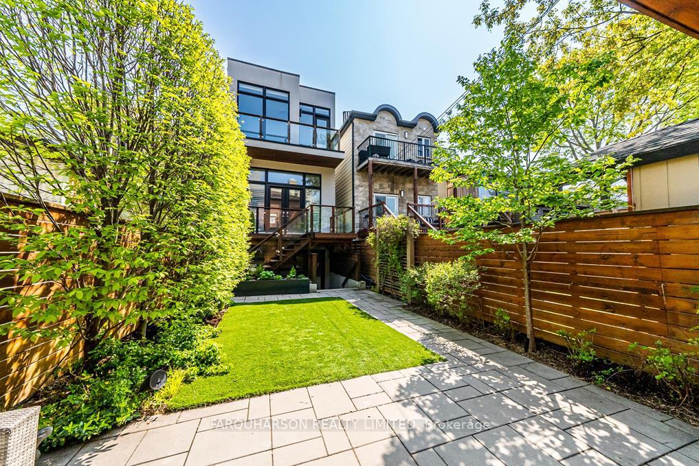 Photo 23 of 38 Eaton Avenue, Toronto, Danforth — HOMEH
